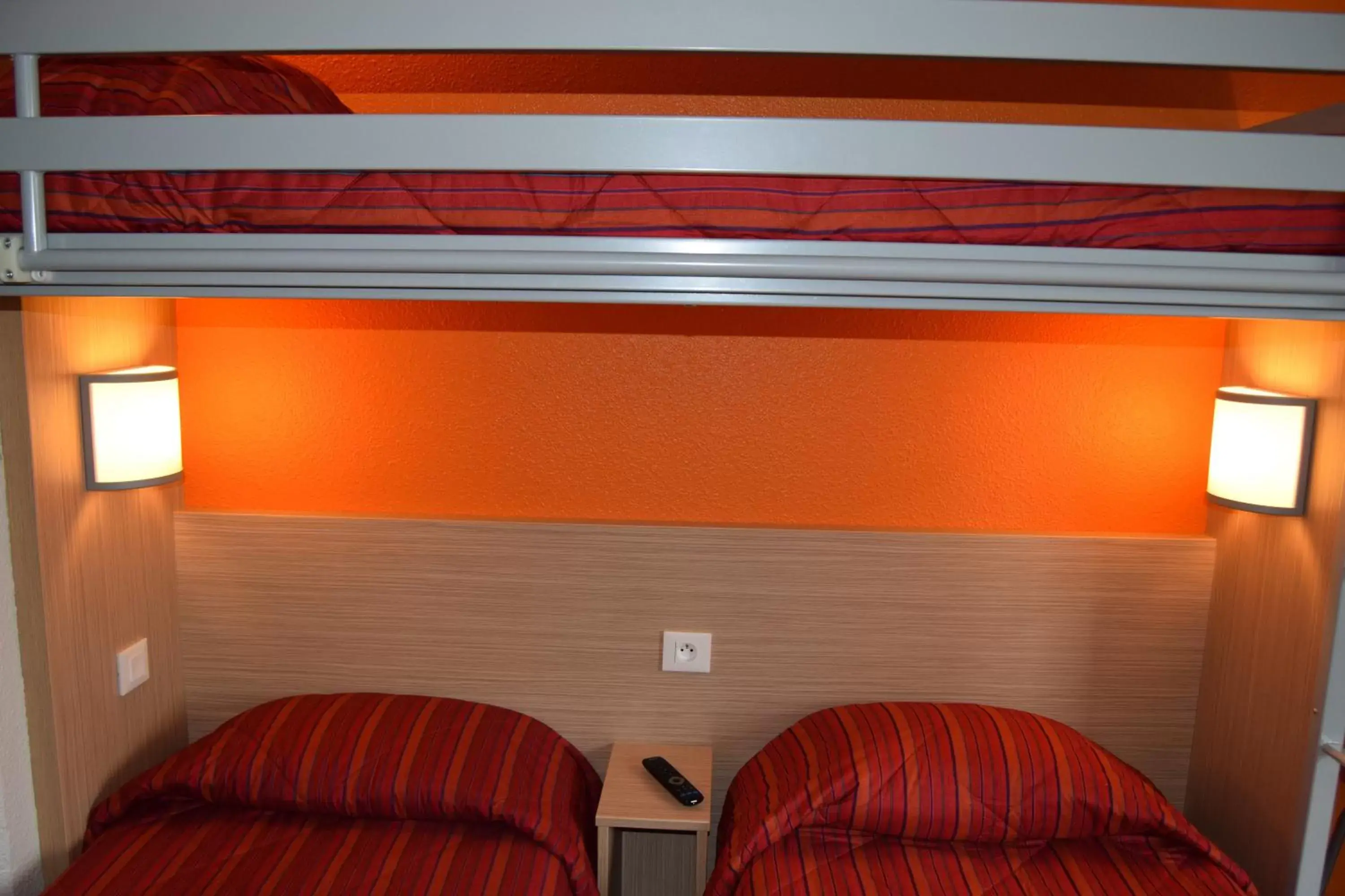 Bedroom, Bed in Premiere Classe Creil - Villers Saint Paul