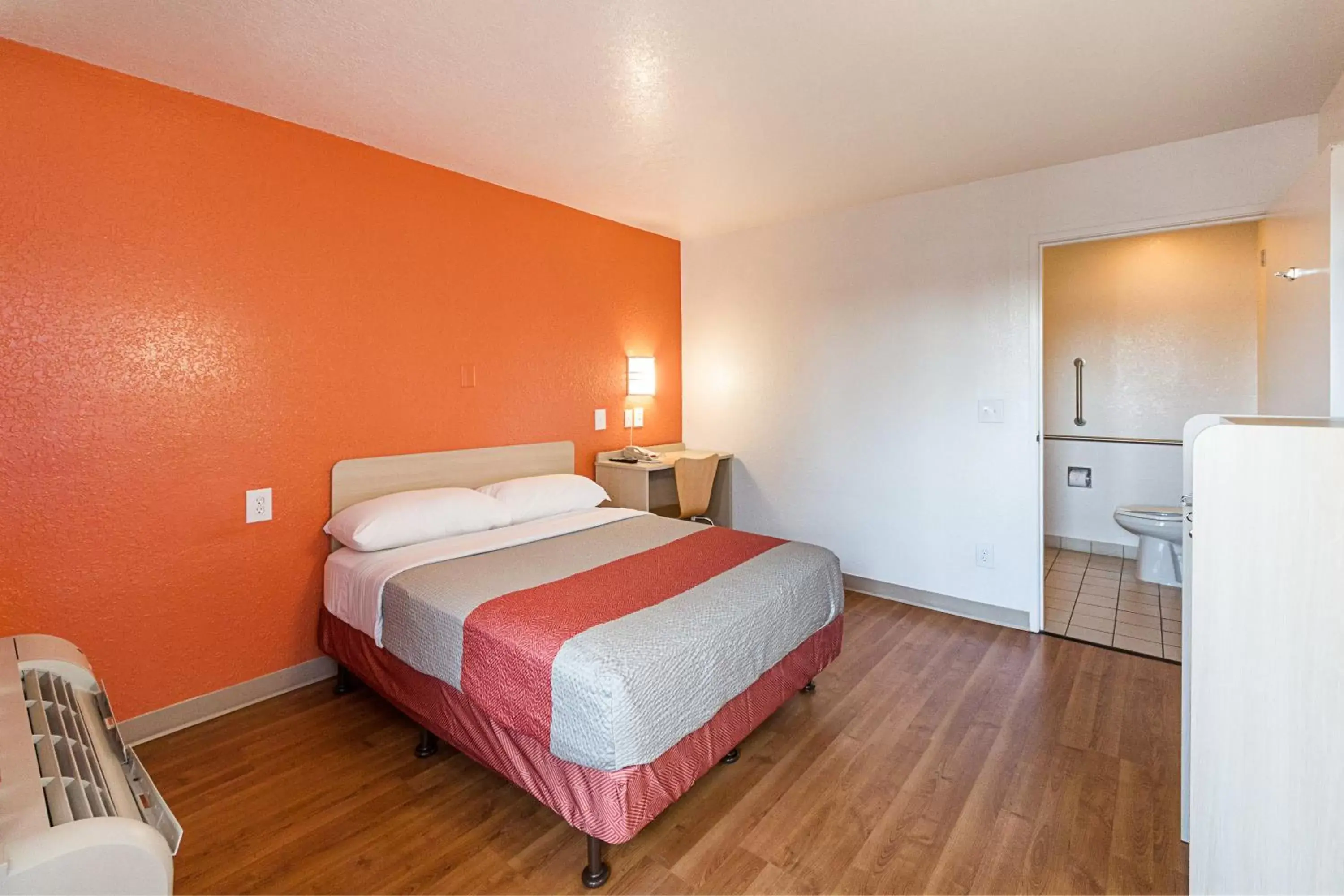 Bedroom, Bed in Motel 6-Mcallen, TX