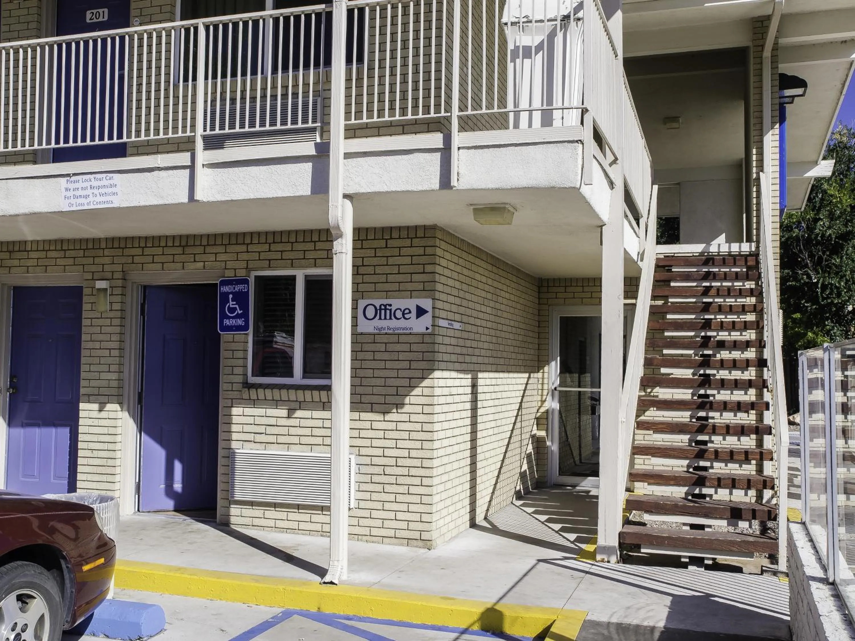 Facade/entrance in Motel 6 Colorado Springs, CO – South/Metro Area