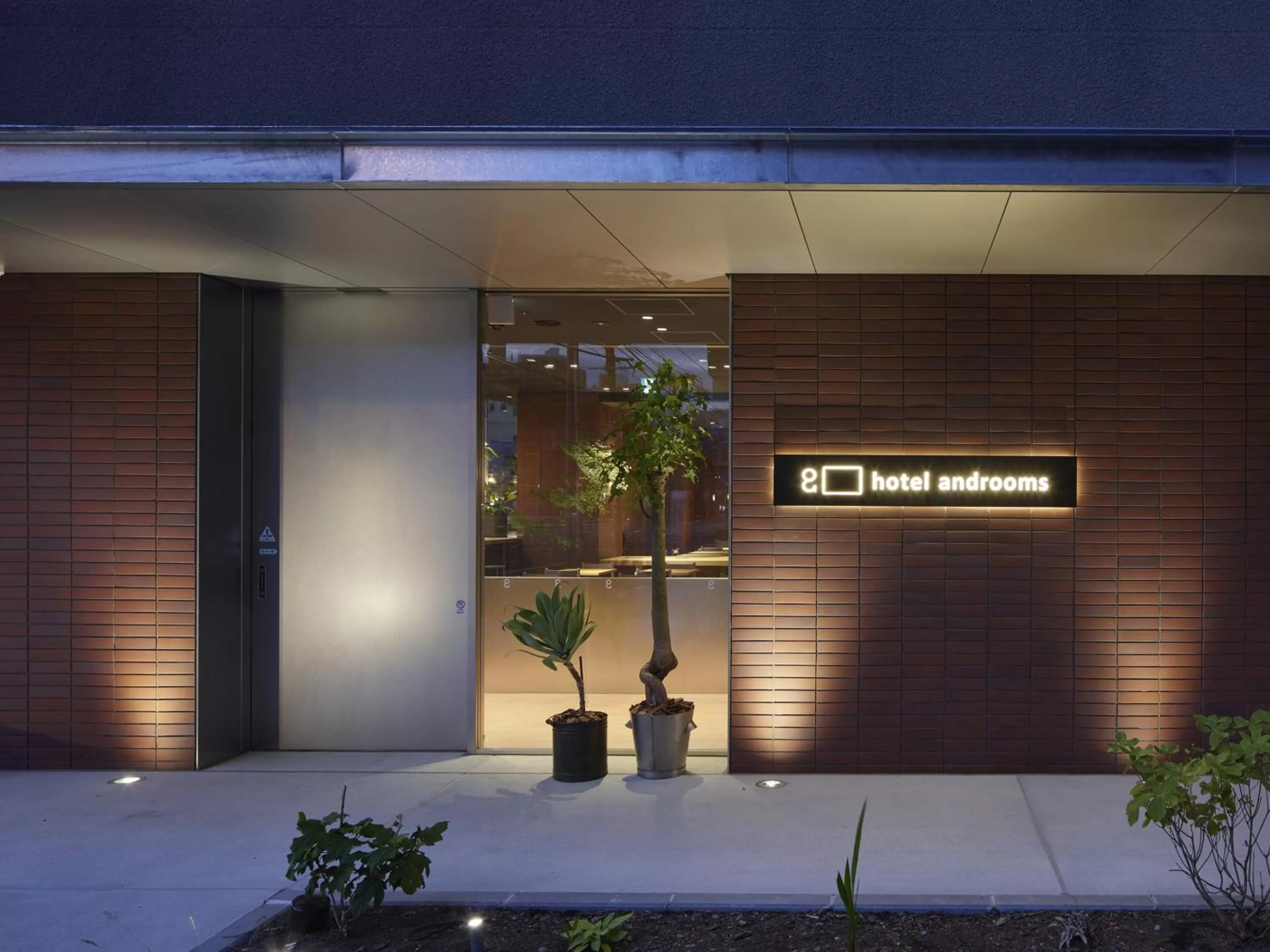 Facade/entrance in hotel androoms Sapporo Susukino