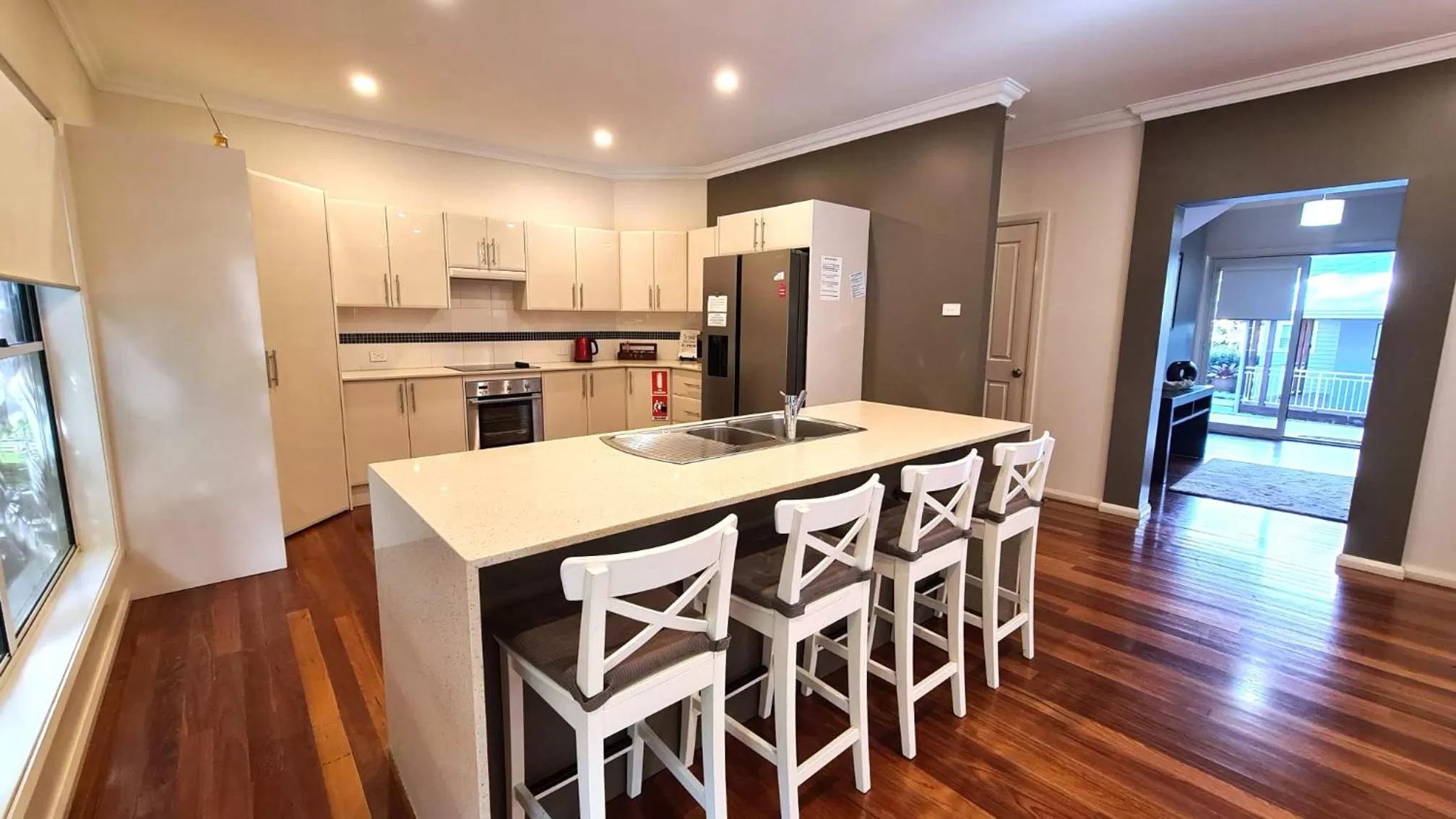 Evening entertainment in Stay At Raffertys Resort