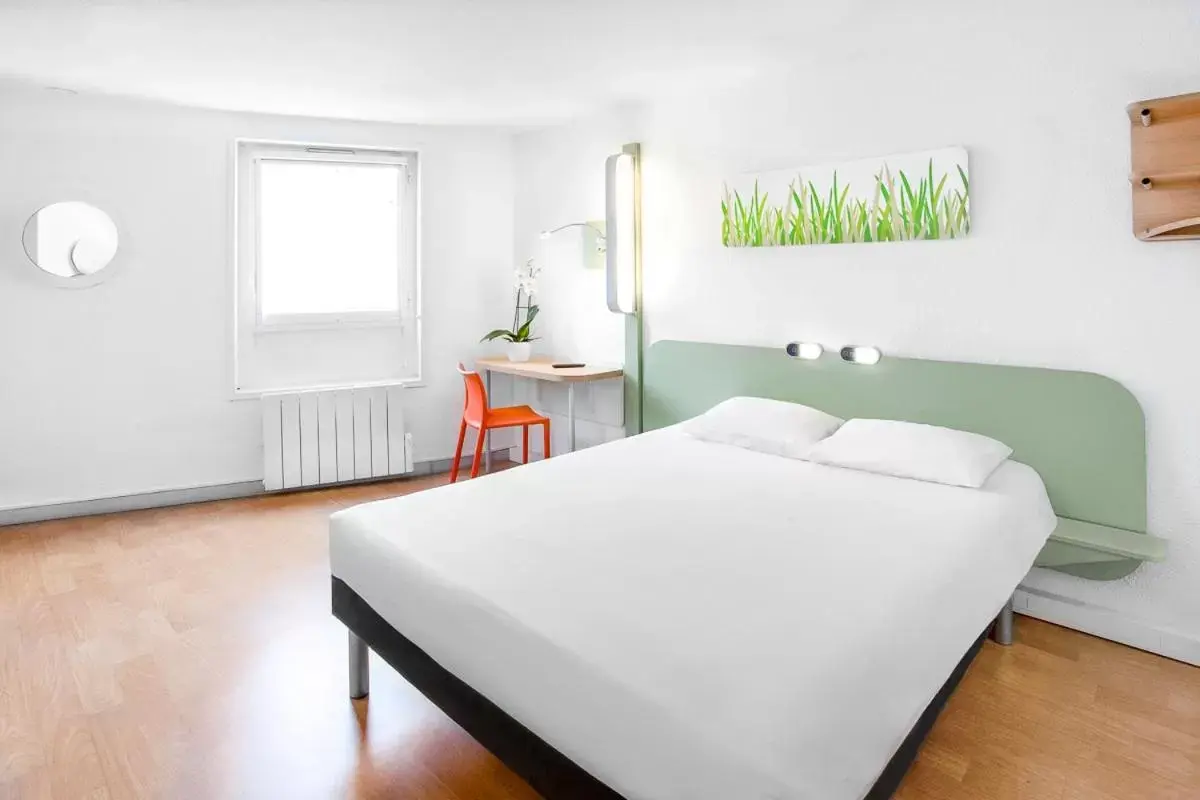 Bed in ibis budget Limoges