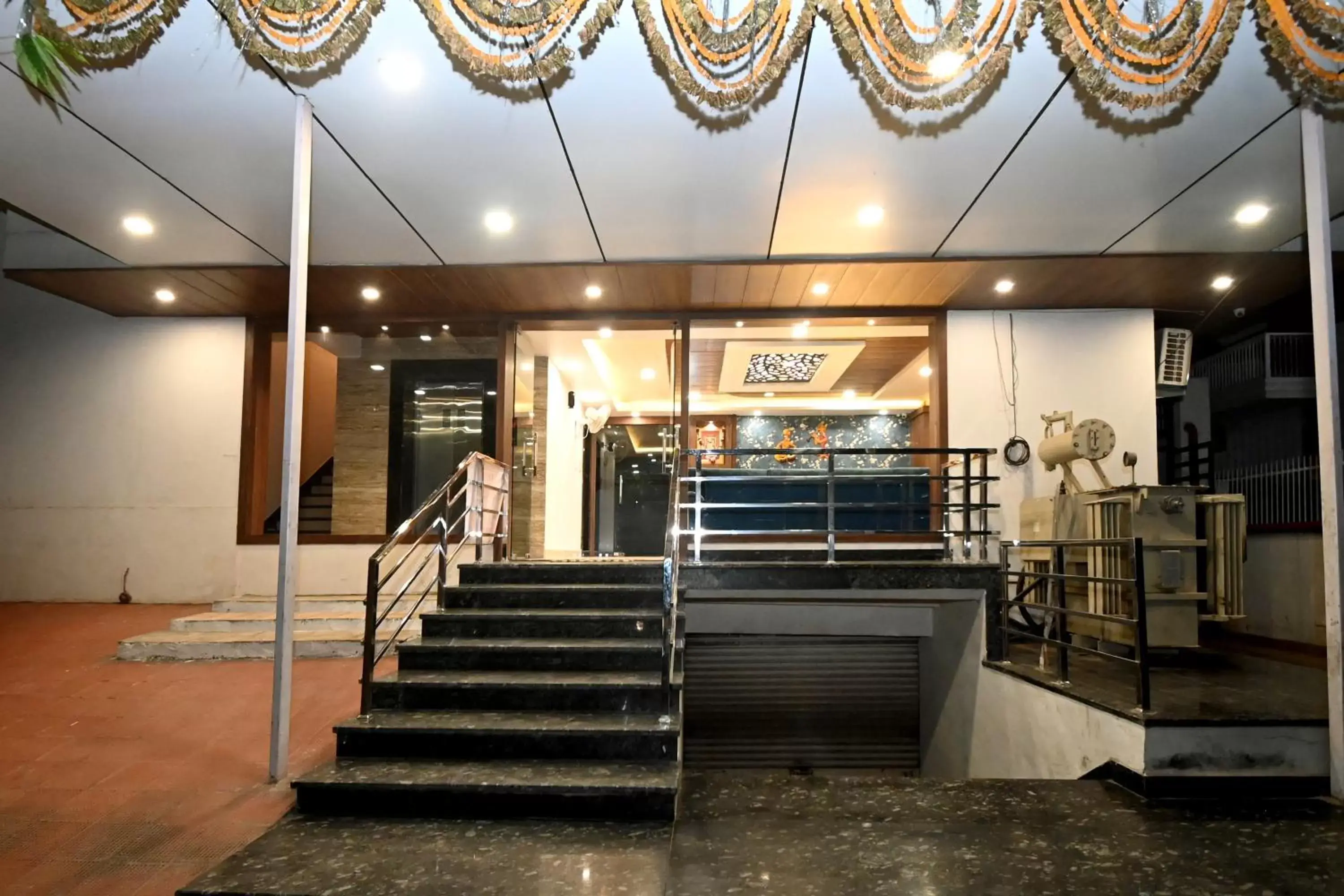 Facade/entrance in Hotel Hallmark By THC Group Facade/entrance in Hotel Hallmark By THC Group