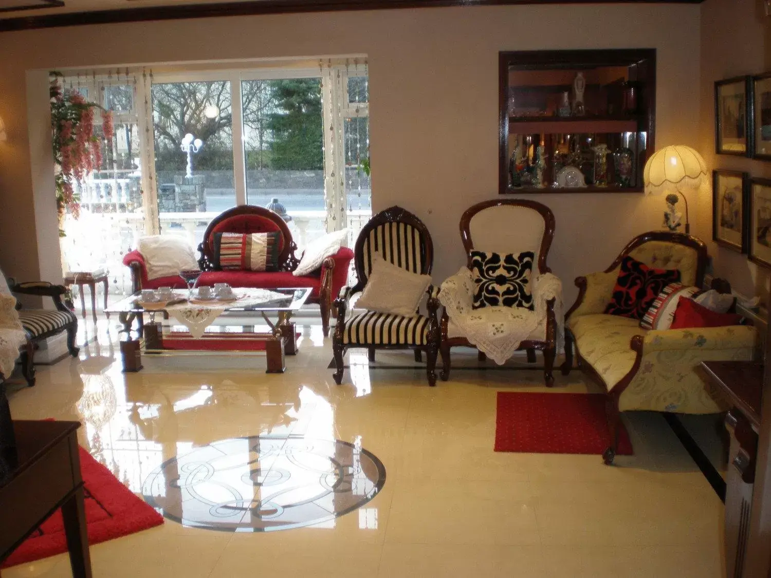Living room, Seating Area in Crystal Springs B&B