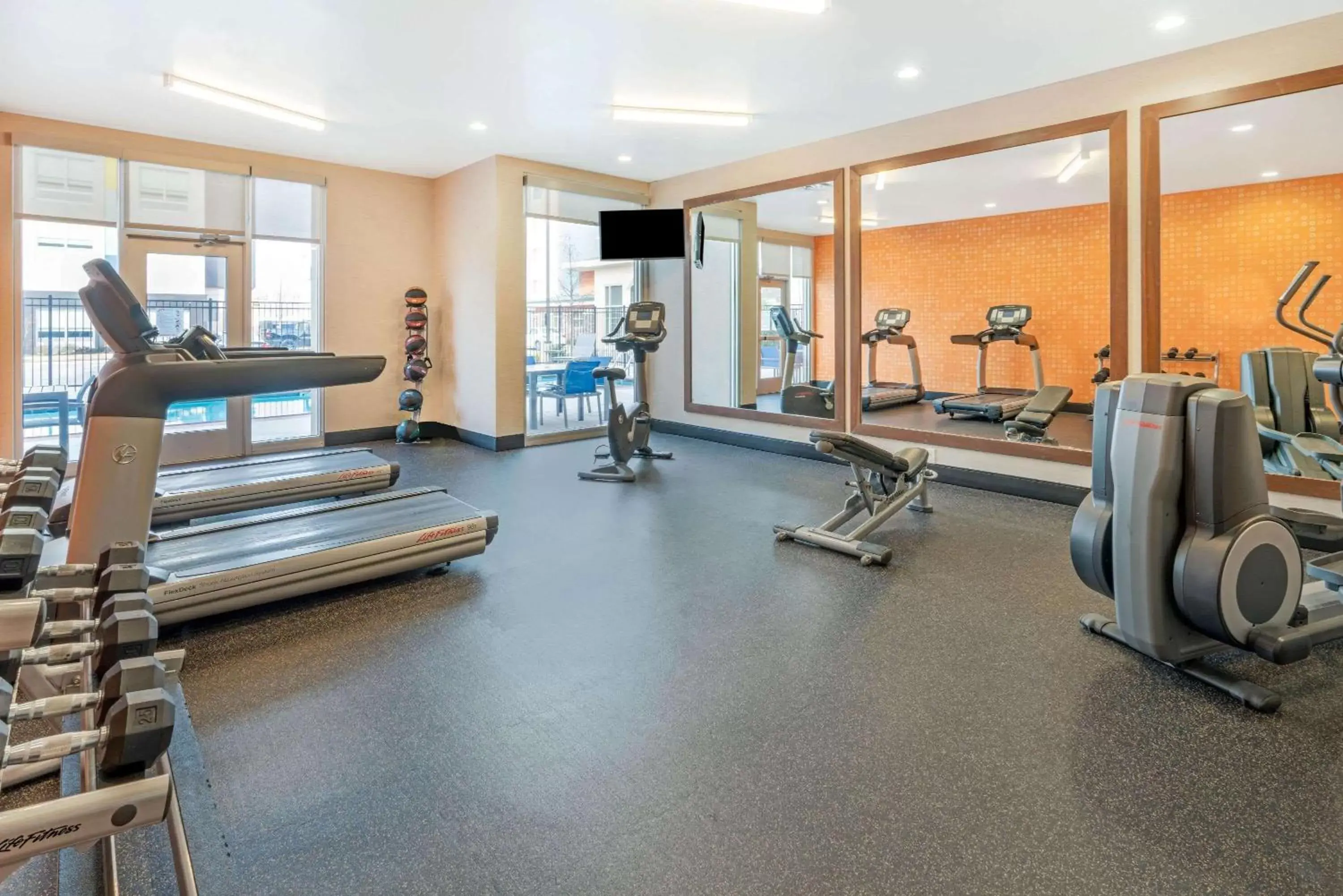 Fitness centre/facilities, Fitness Center/Facilities in La Quinta by Wyndham Oklahoma City Airport