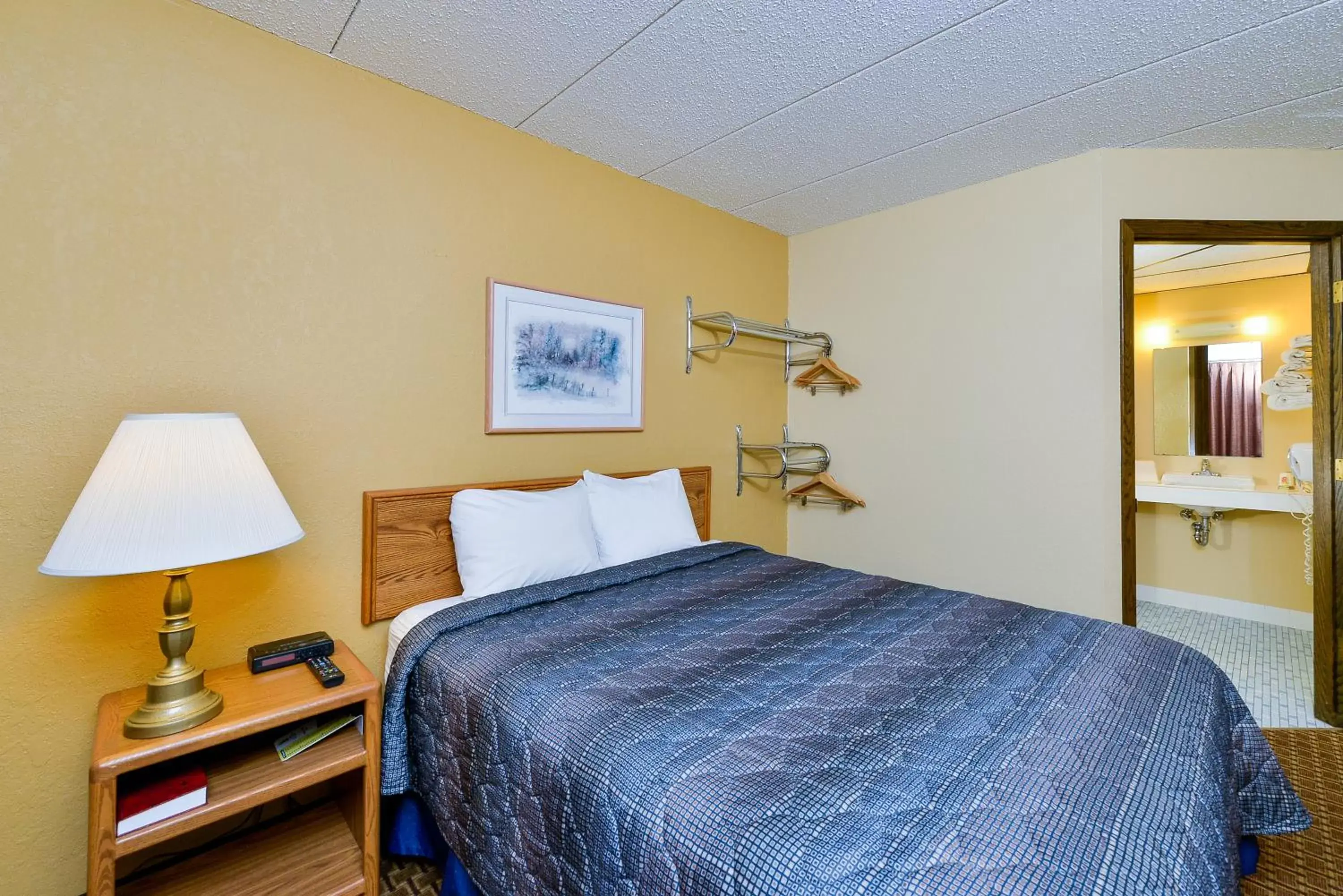 Queen Room with Roll in Shower - Non-Smoking  in Super 8 by Wyndham Owatonna