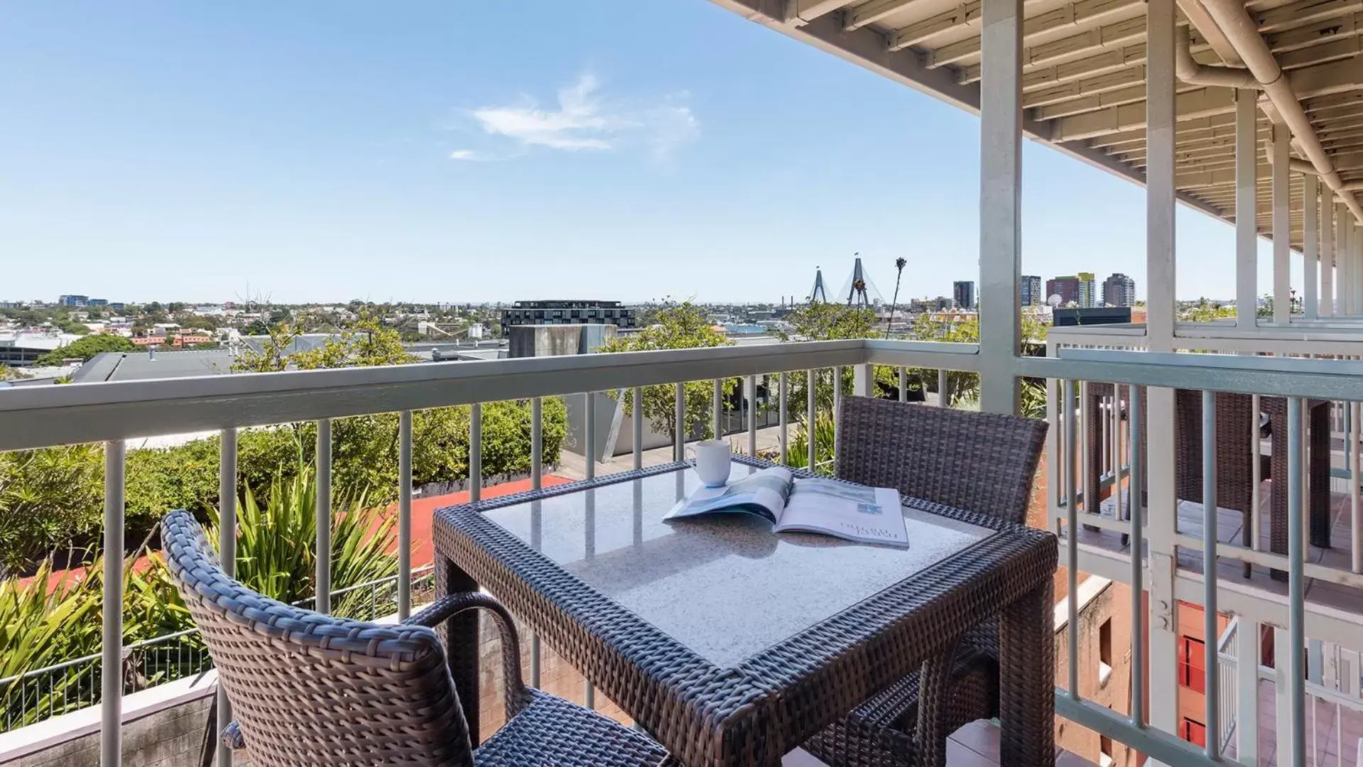 Balcony/Terrace in Oaks Sydney Goldsbrough Suites