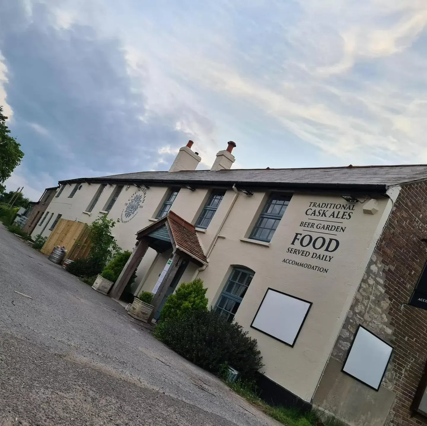 Property Building in The Countryman Inn