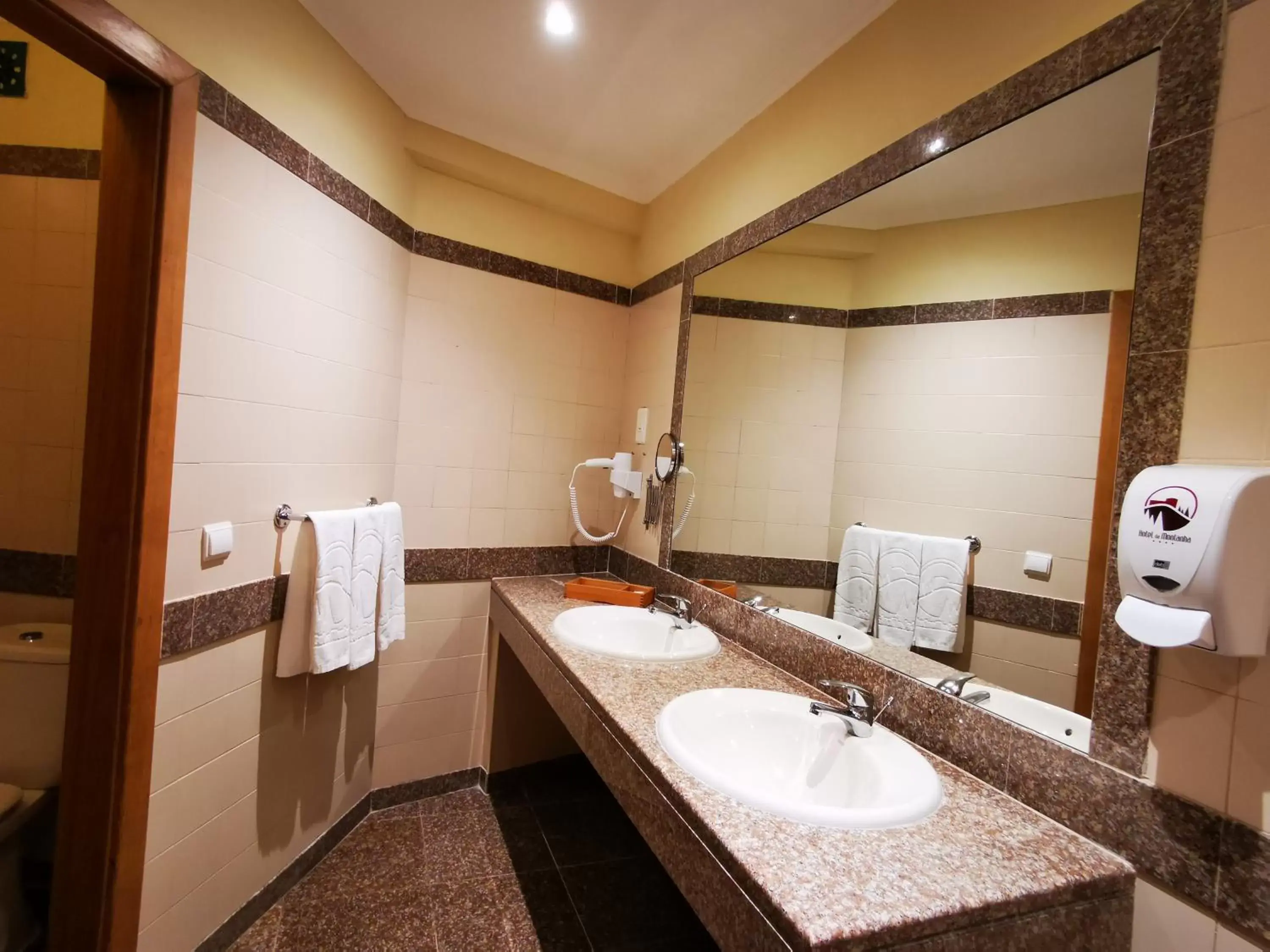 Bathroom in Hotel Da Montanha