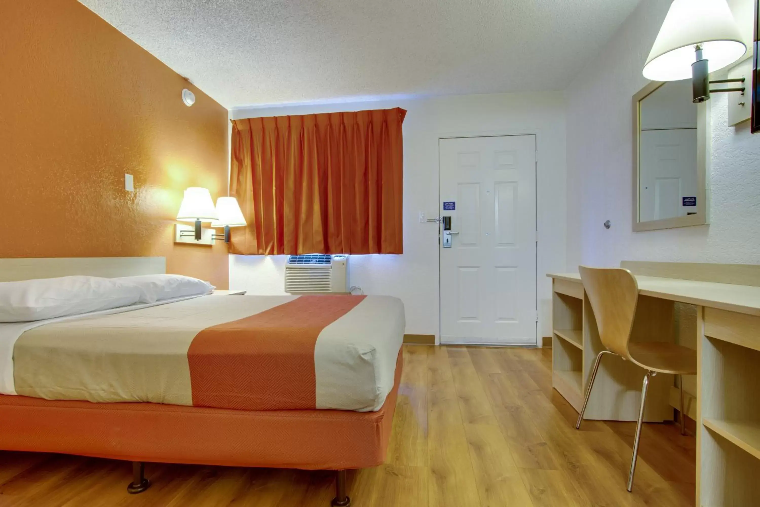 Bedroom, Room Photo in Motel 6-Tempe, AZ - Scottsdale South