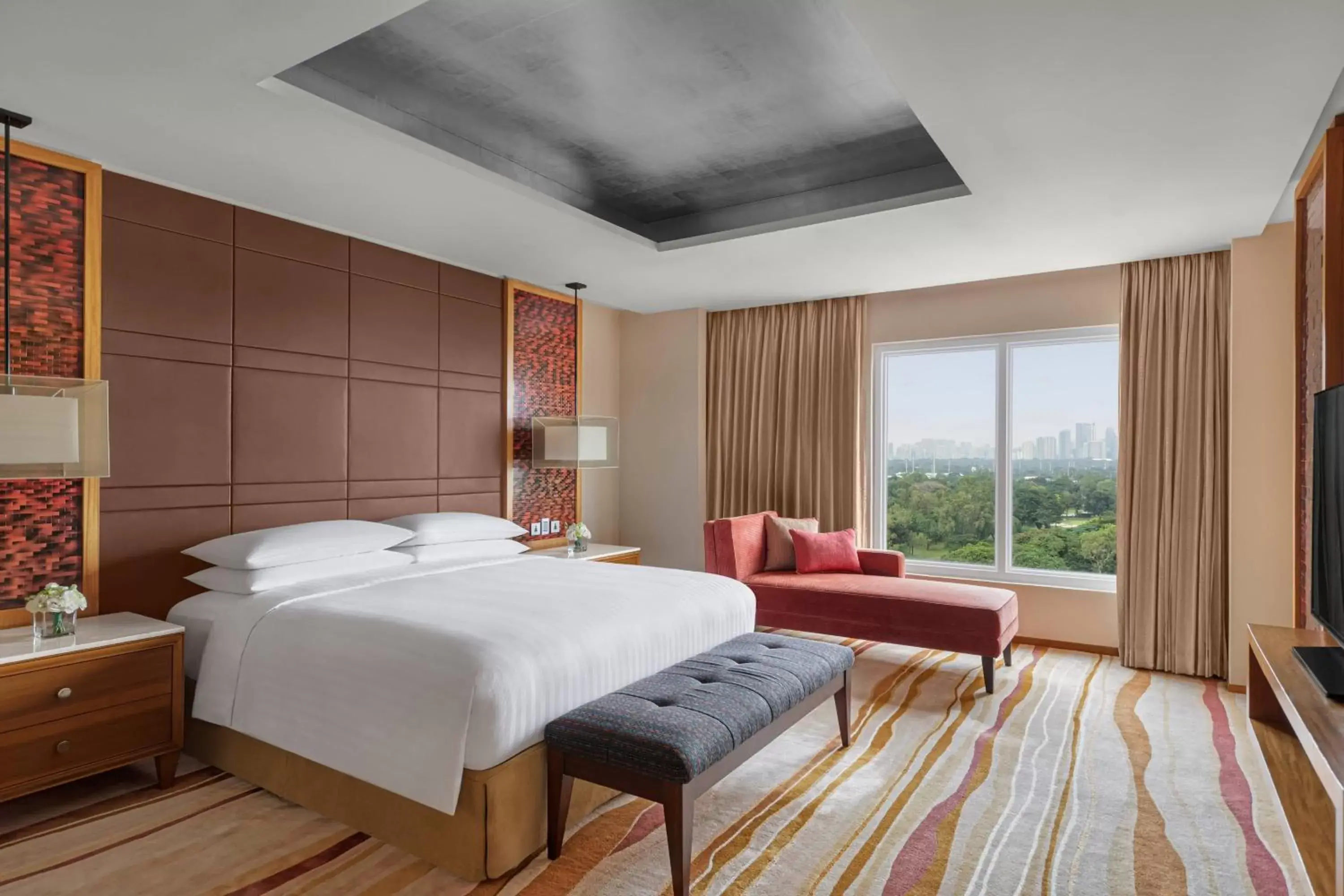 Bedroom in Manila Marriott Hotel