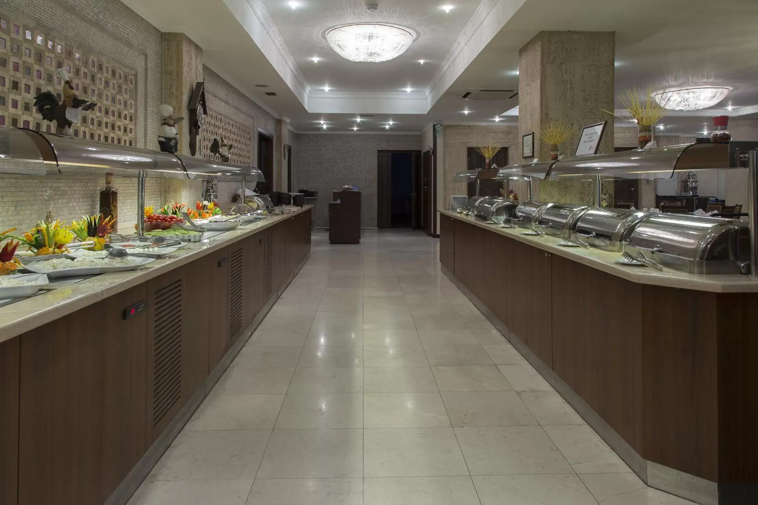 Food, Restaurant/Places to Eat in Gurkent Hotel