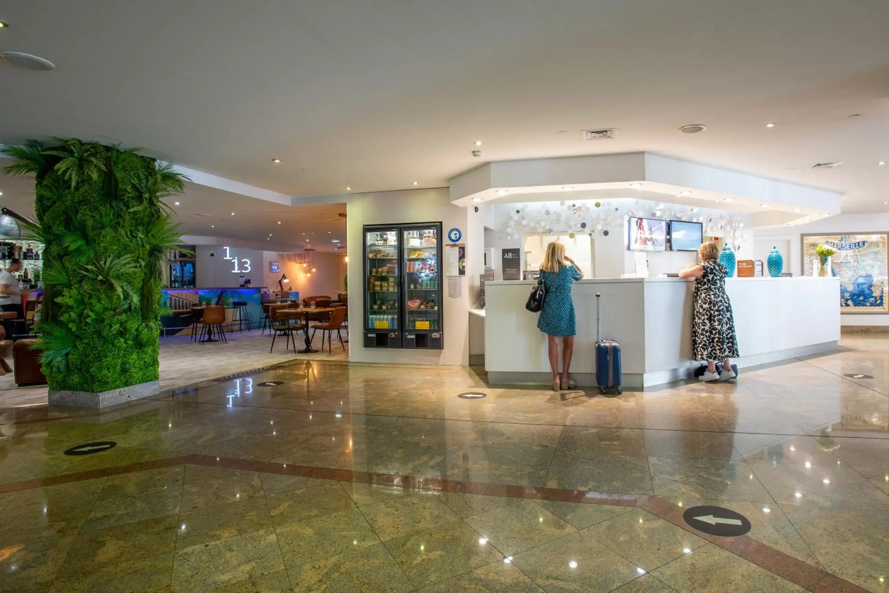 Lobby or reception, Lobby/Reception in Mercure Marseille Centre Vieux Port