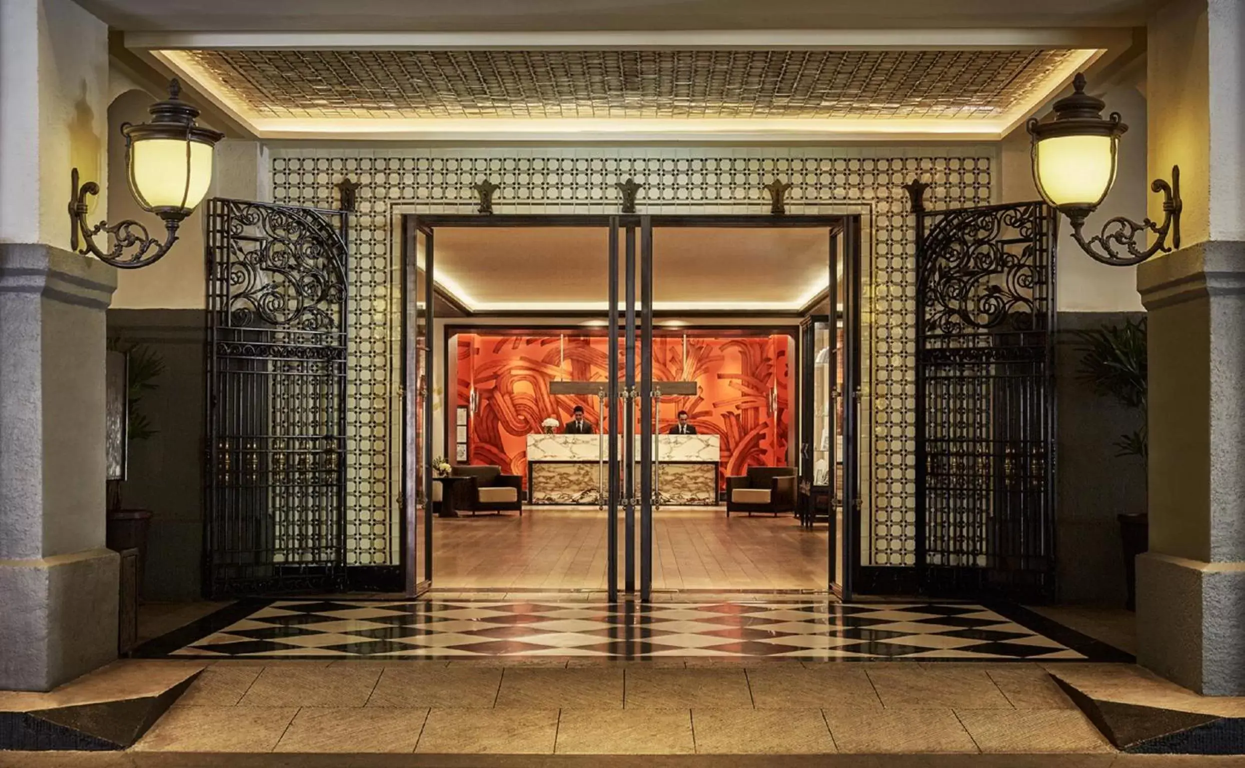 Facade/entrance in Four Seasons Hotel Mexico City