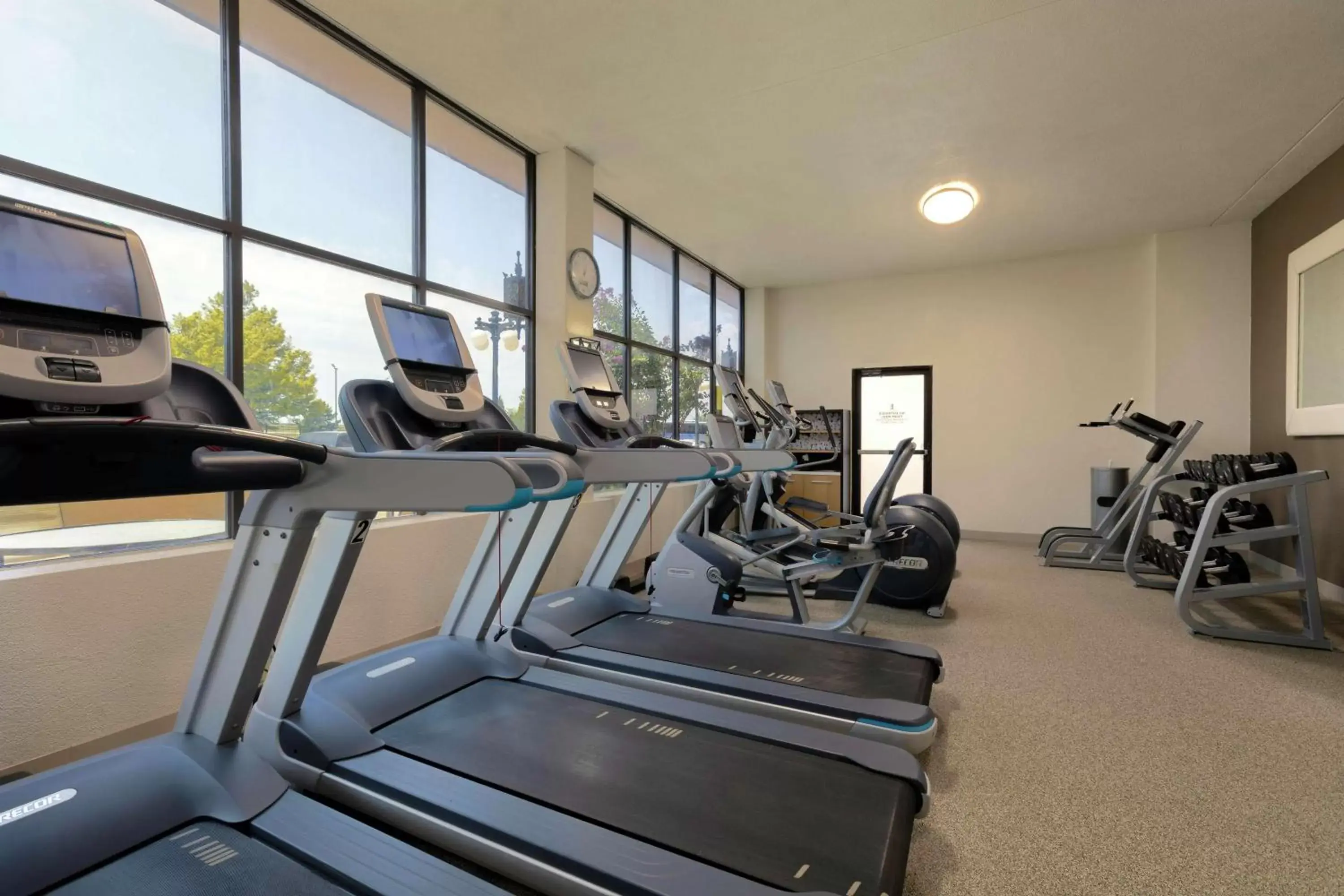 Fitness centre/facilities, Fitness Center/Facilities in Embassy Suites by Hilton Tulsa I-44
