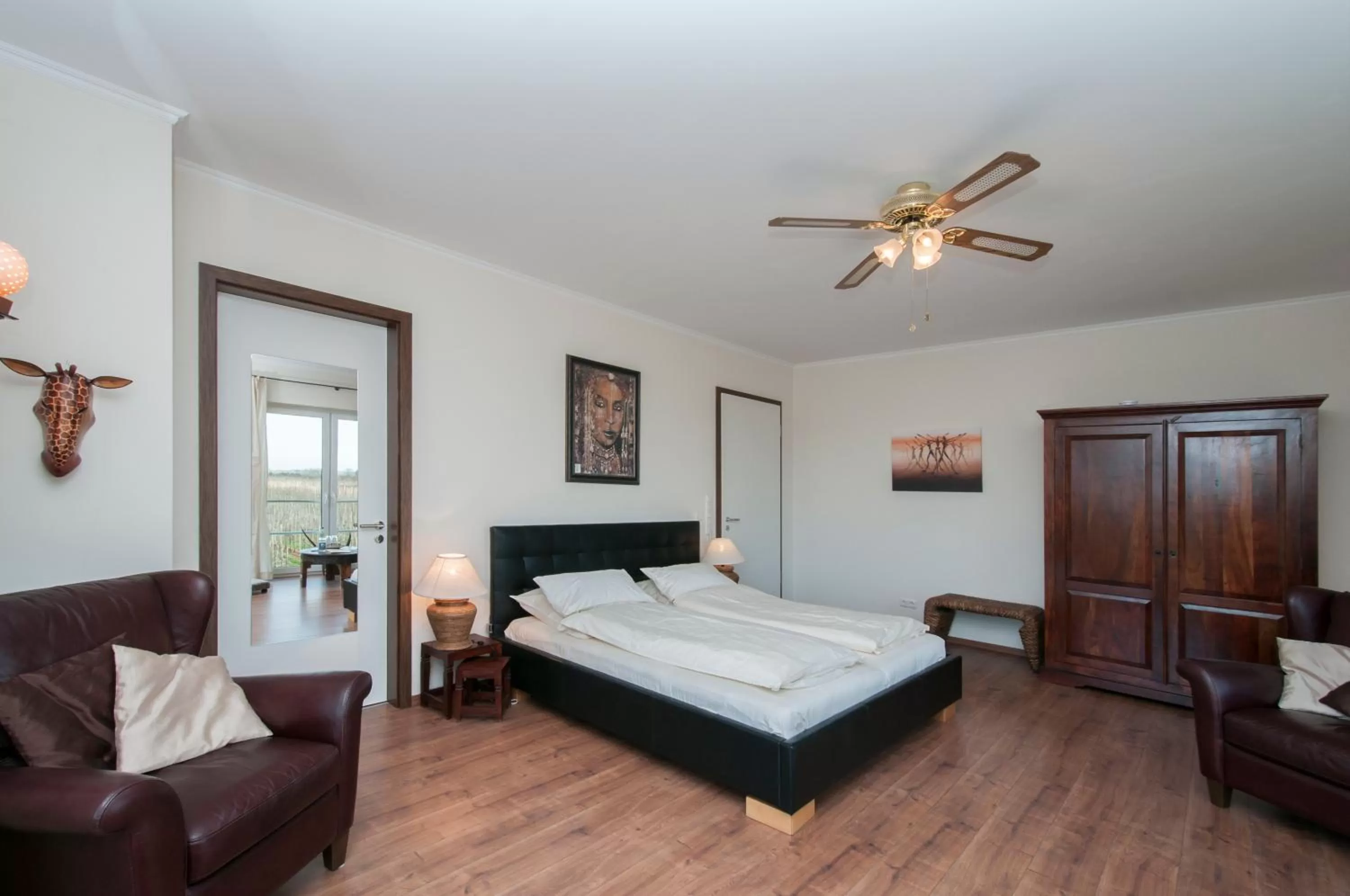 Bedroom, Bed in Hotel Villa Altes Land