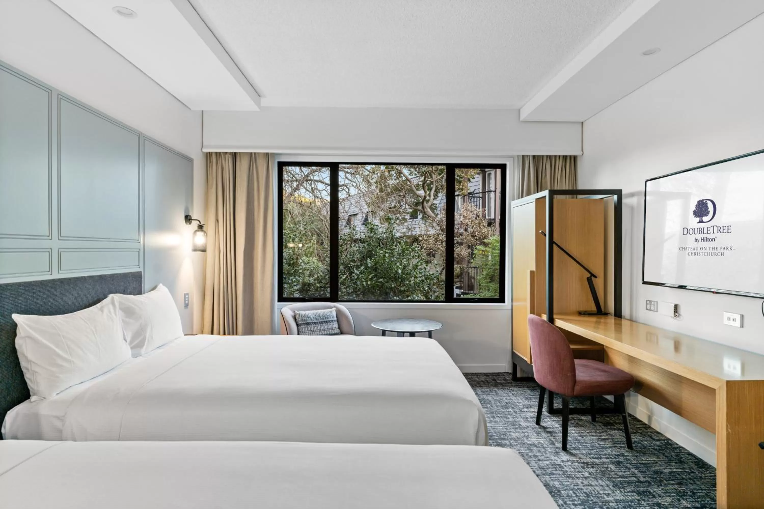 View (from property/room), Bed in Chateau On The Park - Christchurch, A Doubletree By Hilton