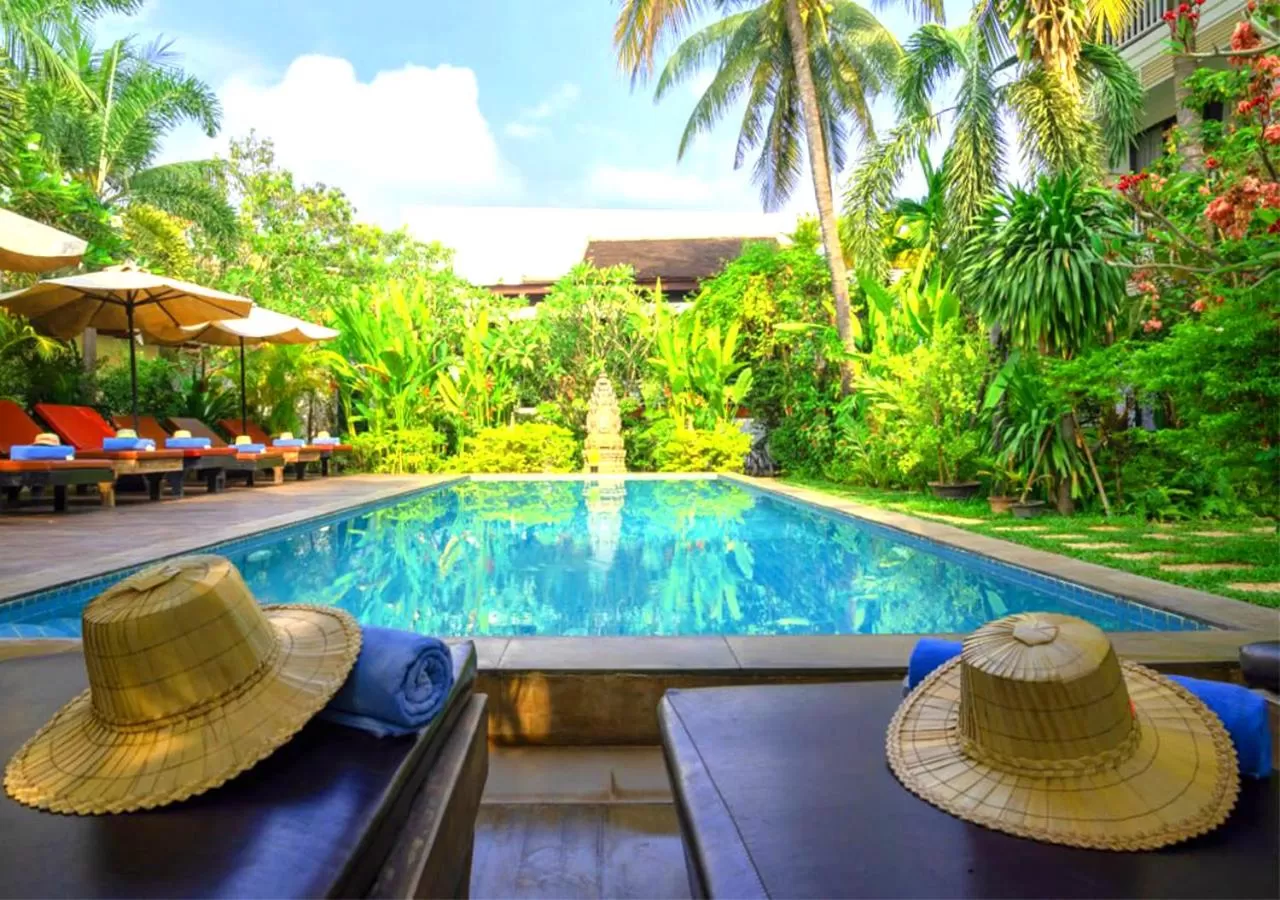 Swimming Pool in Ladear Privilege Rooms