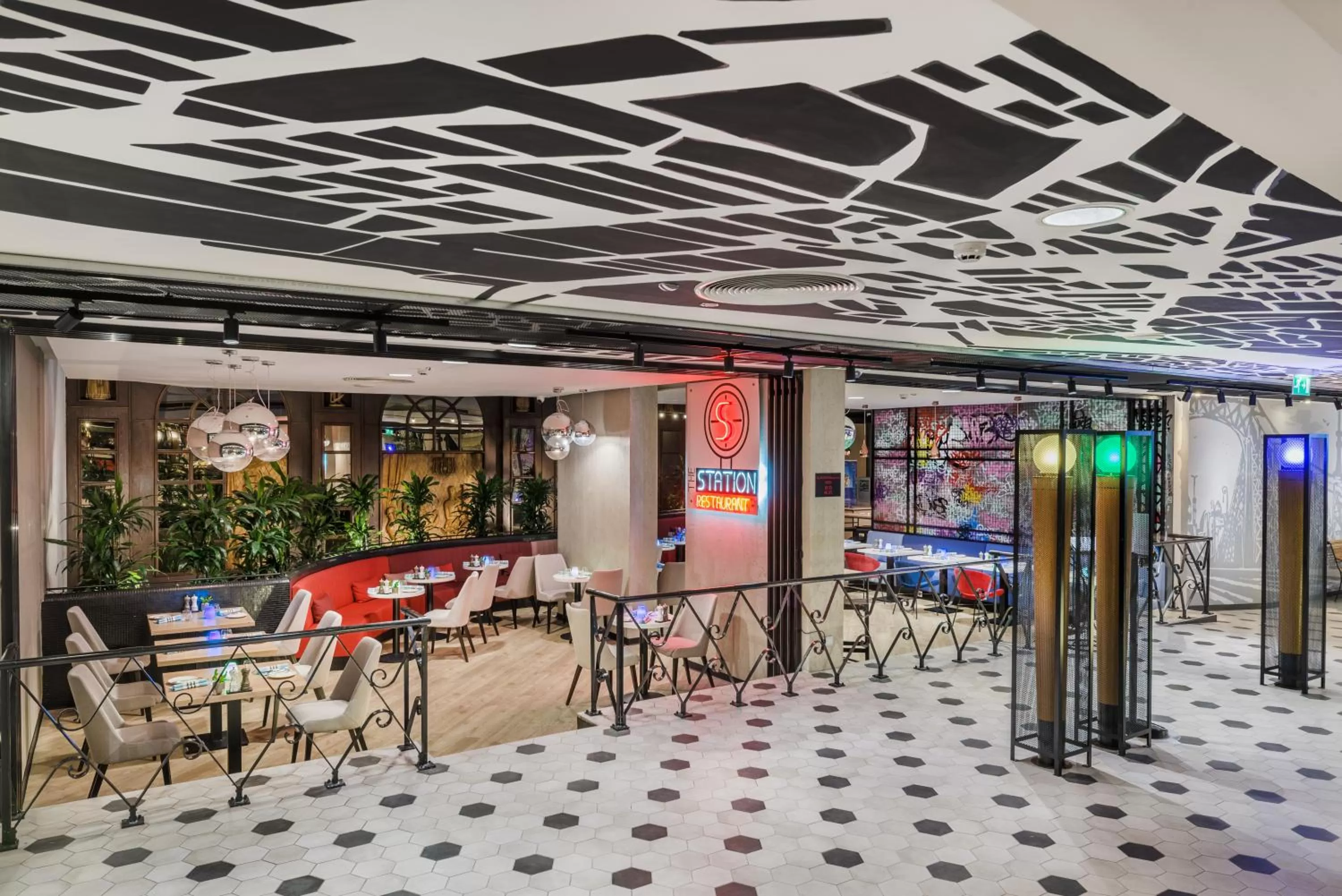 Restaurant/places to eat in ibis Budapest Castle Hill