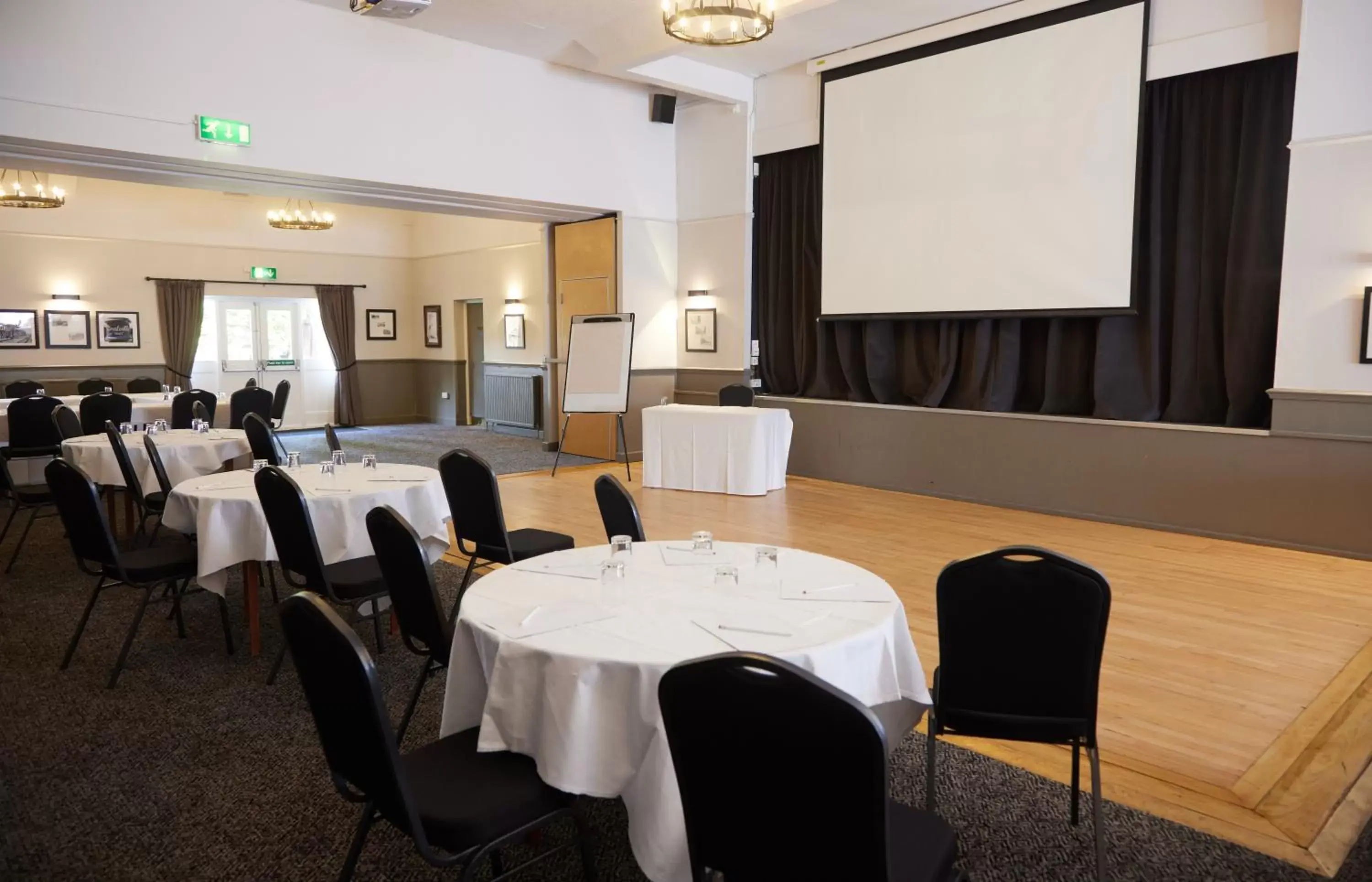Meeting/conference room, Restaurant/Places to Eat in Charnwood Arms
