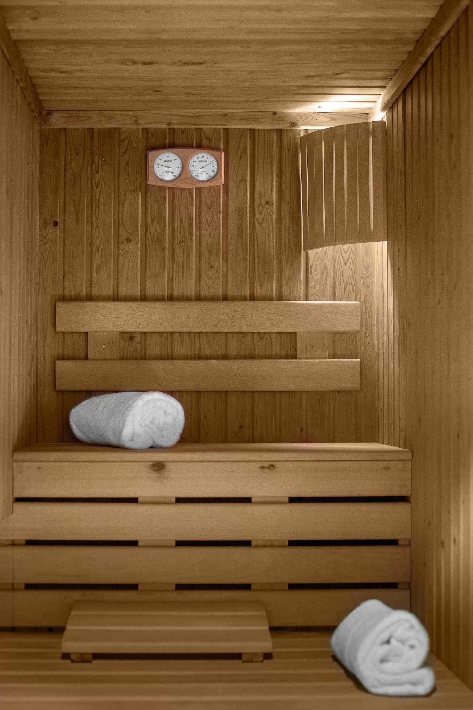 Sauna in Lyric Hotel Paris Opera