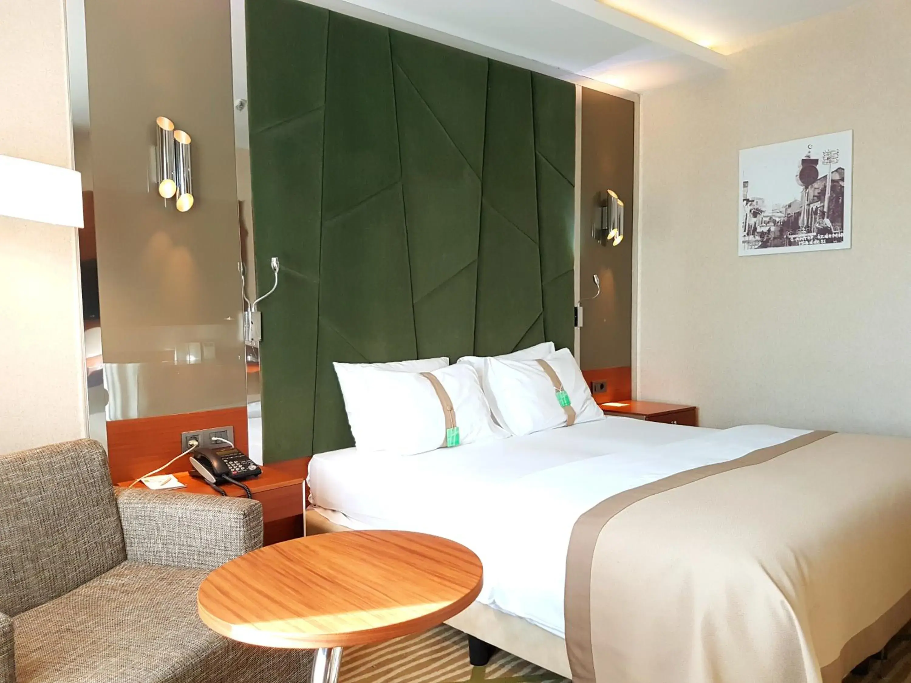 Bed in Holiday Inn Gaziantep, an IHG Hotel