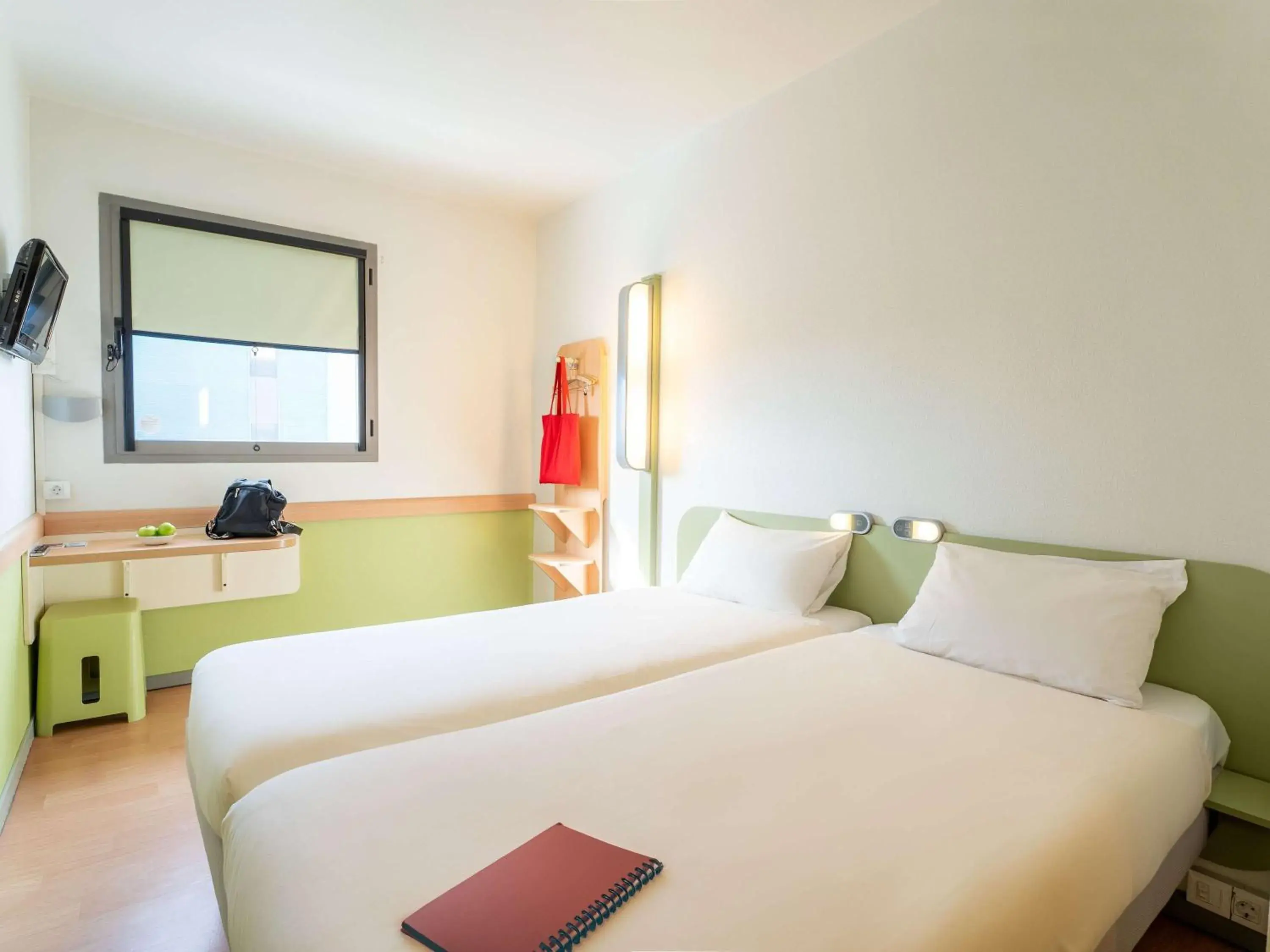 Standard Twin Room in Ibis Budget Madrid Vallecas Standard Twin Room in Ibis Budget Madrid Vallecas