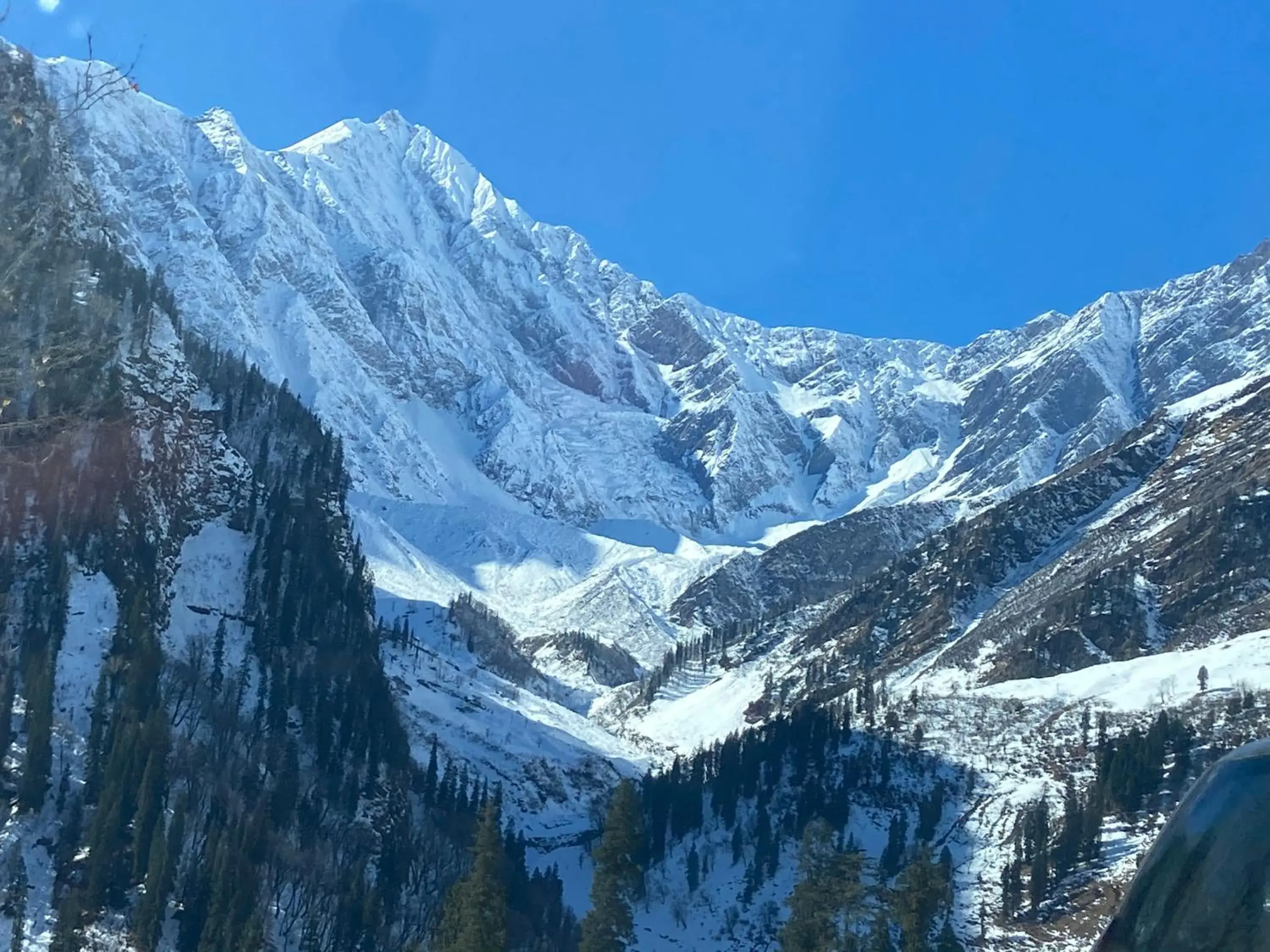 Mountain view, Winter in Solang Valley Resort