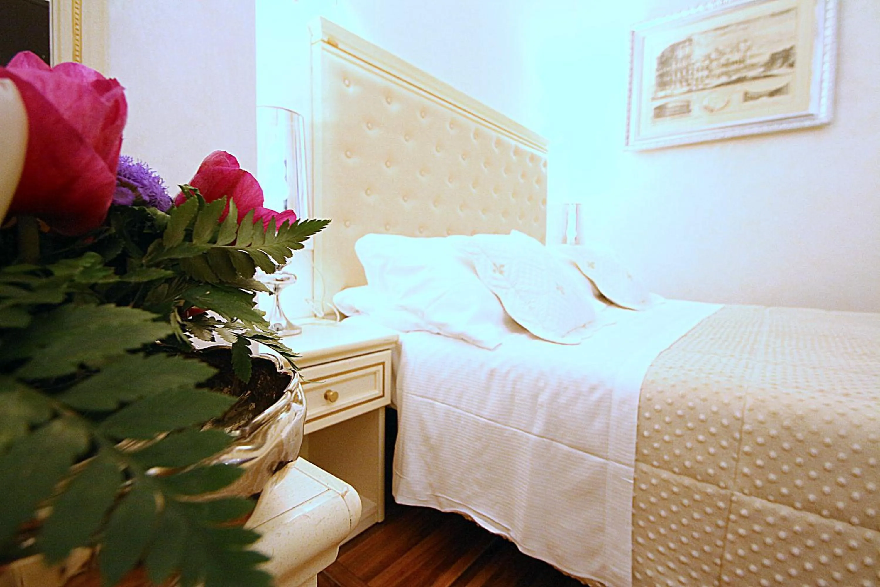 Photo of the whole room, Bed in Locanda Navona