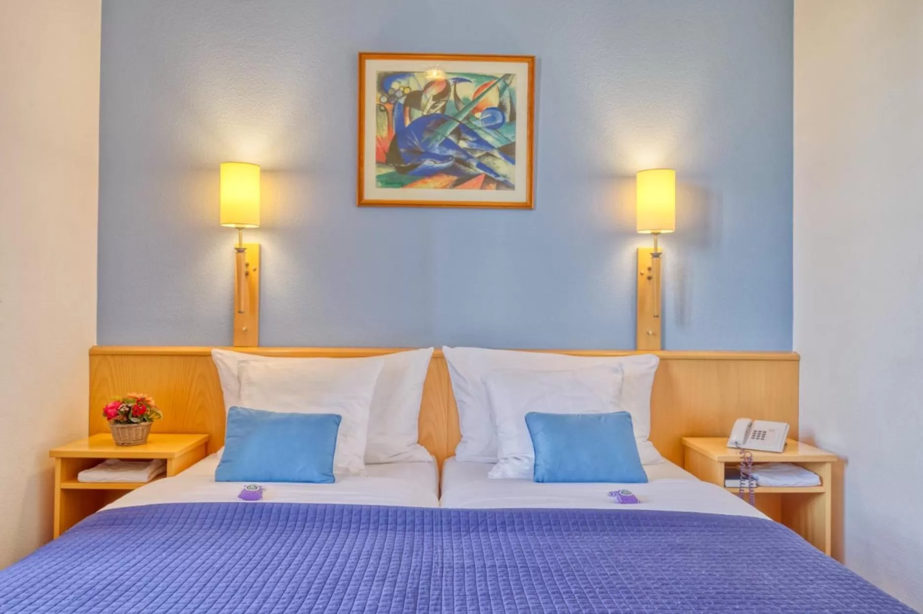 Bedroom, Bed in Hôtel Bon Rivage