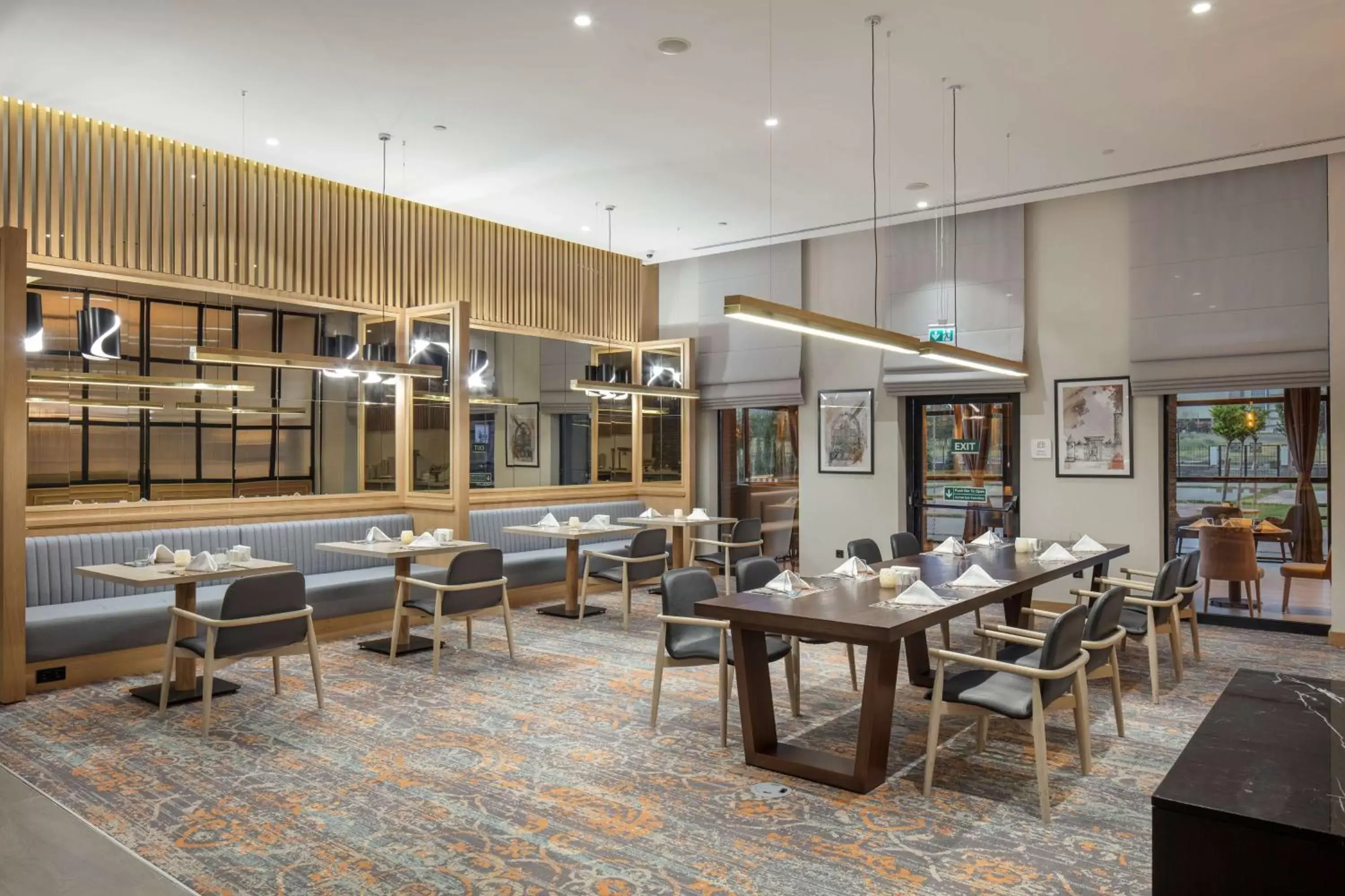 Dining area, Restaurant/Places to Eat in Hilton Garden Inn Erzurum