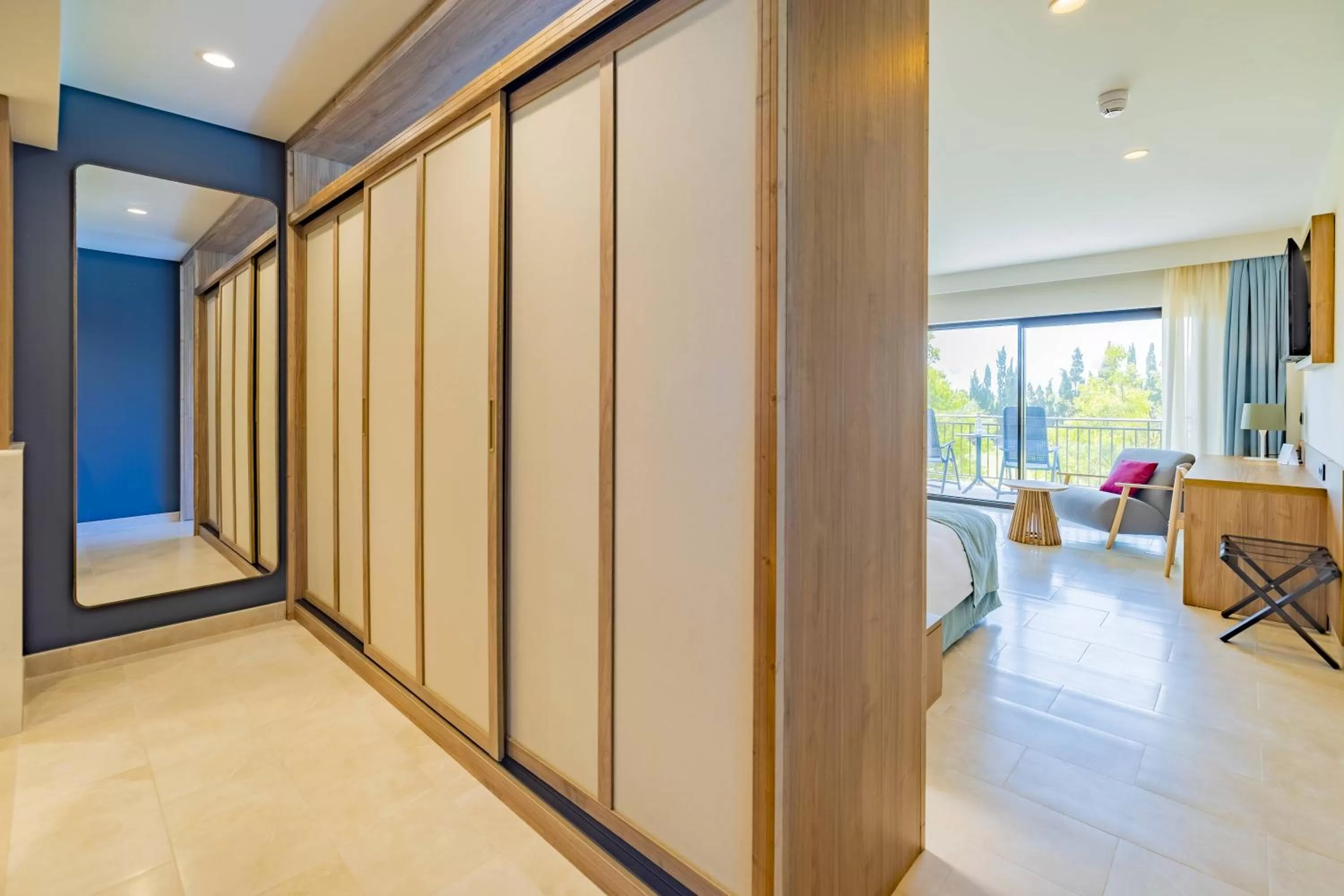 Bed in Impressive Playa Granada Golf