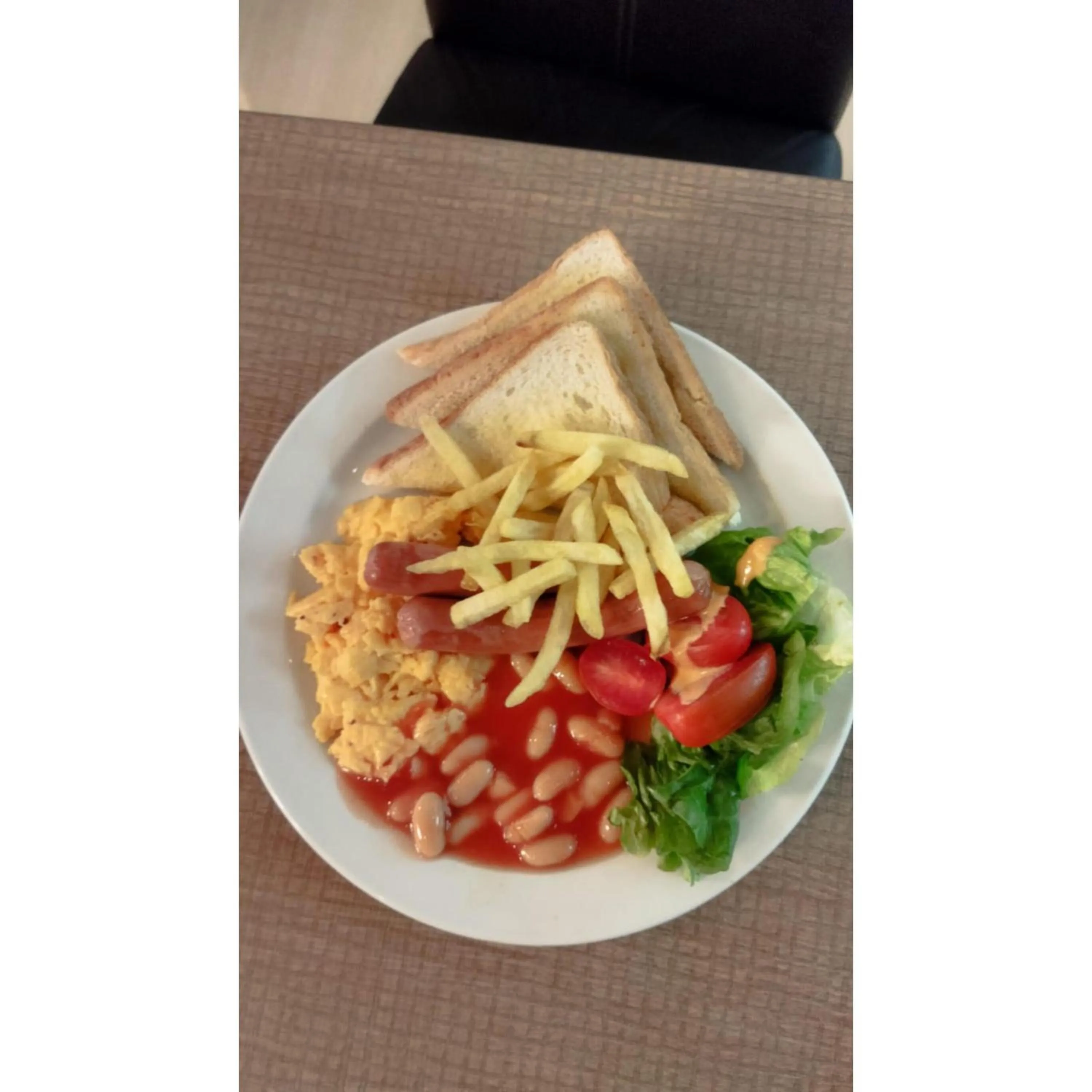 Restaurant/places to eat, Food in Sandpiper Hotel Kuala Lumpur