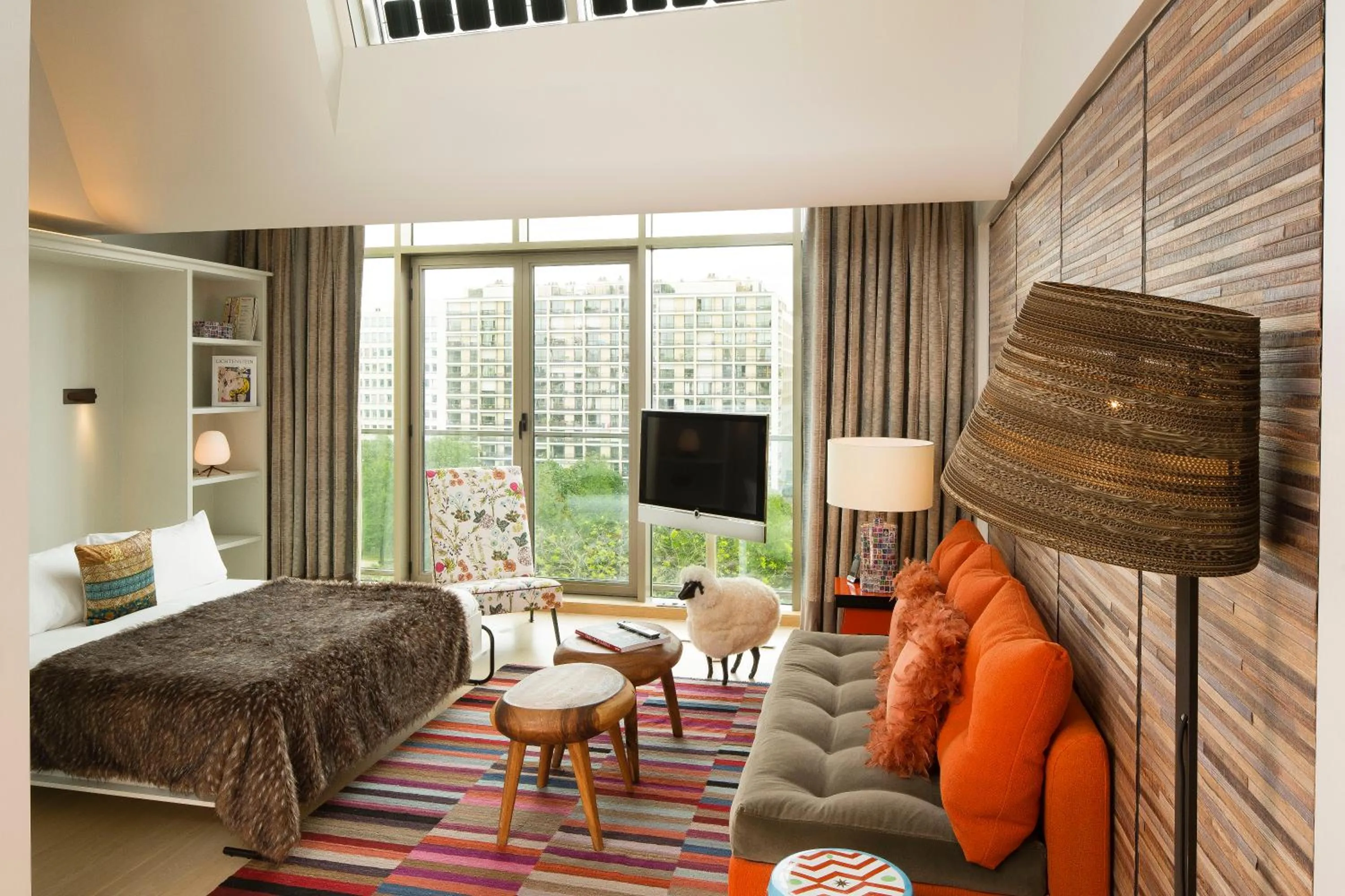 Bed in Goralska Résidences Paris Bastille