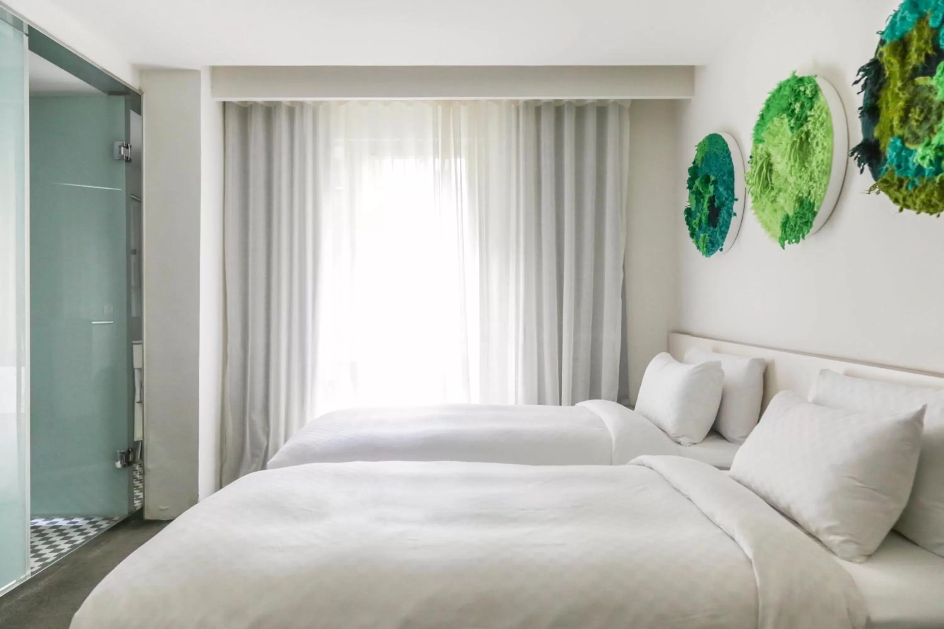 Photo of the whole room, Bed in CityInn Hotel Taipei Station Branch II