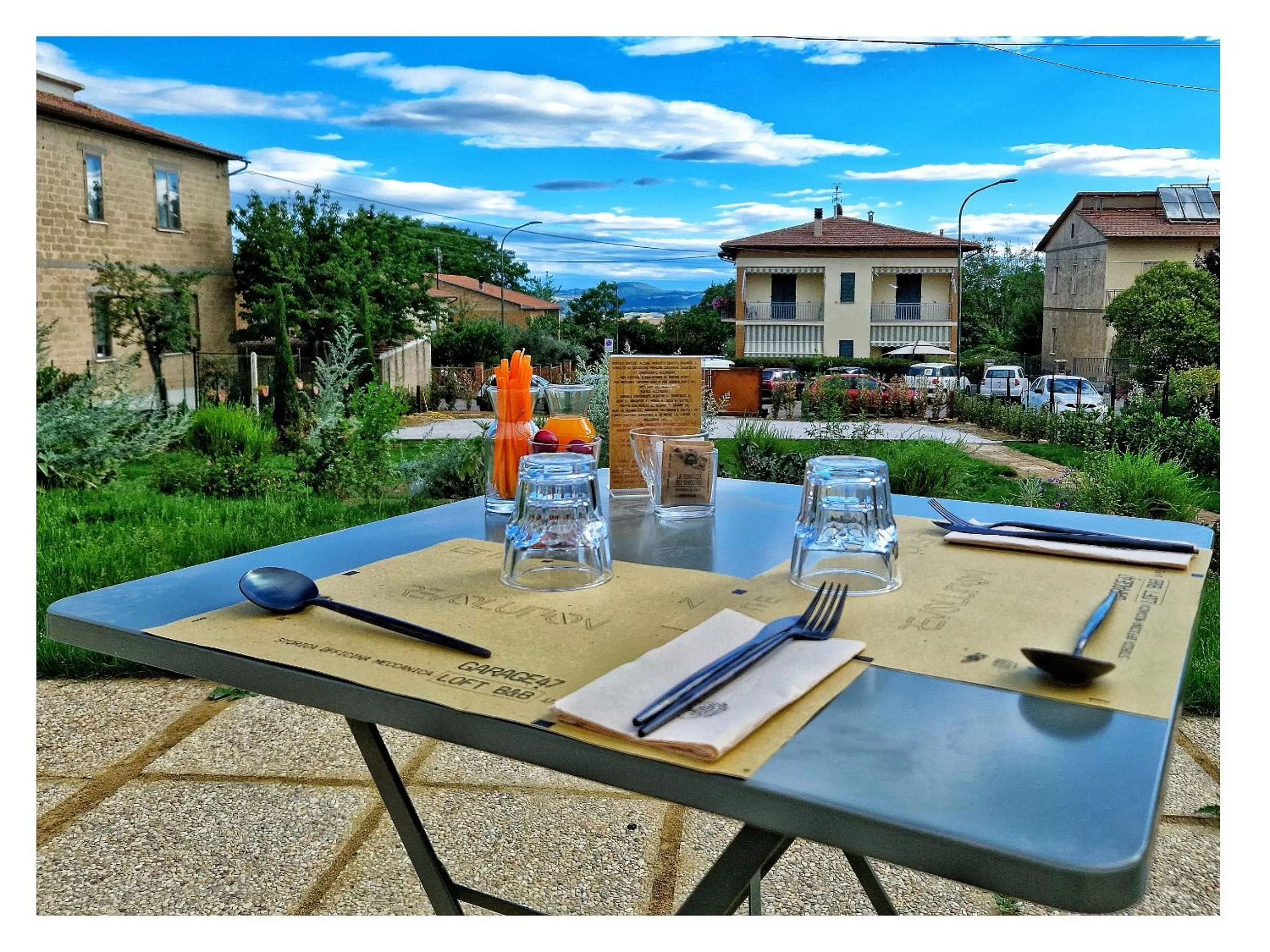 GARAGE47 Storica Officina Meccanica LOFT B&B iN PIENZA