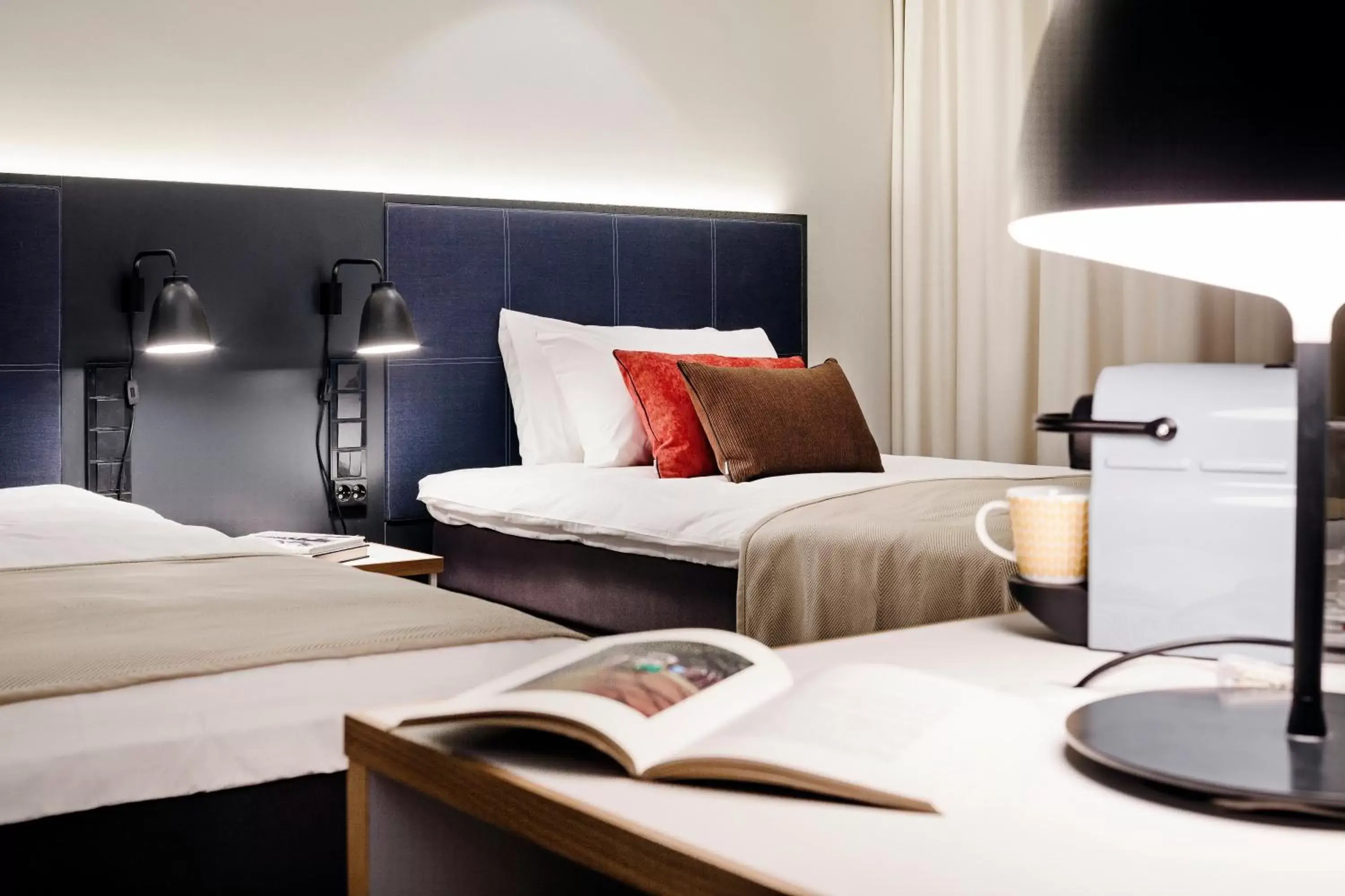 Photo of the whole room, Bed in Hotel Indigo Helsinki-Boulevard, an IHG Hotel