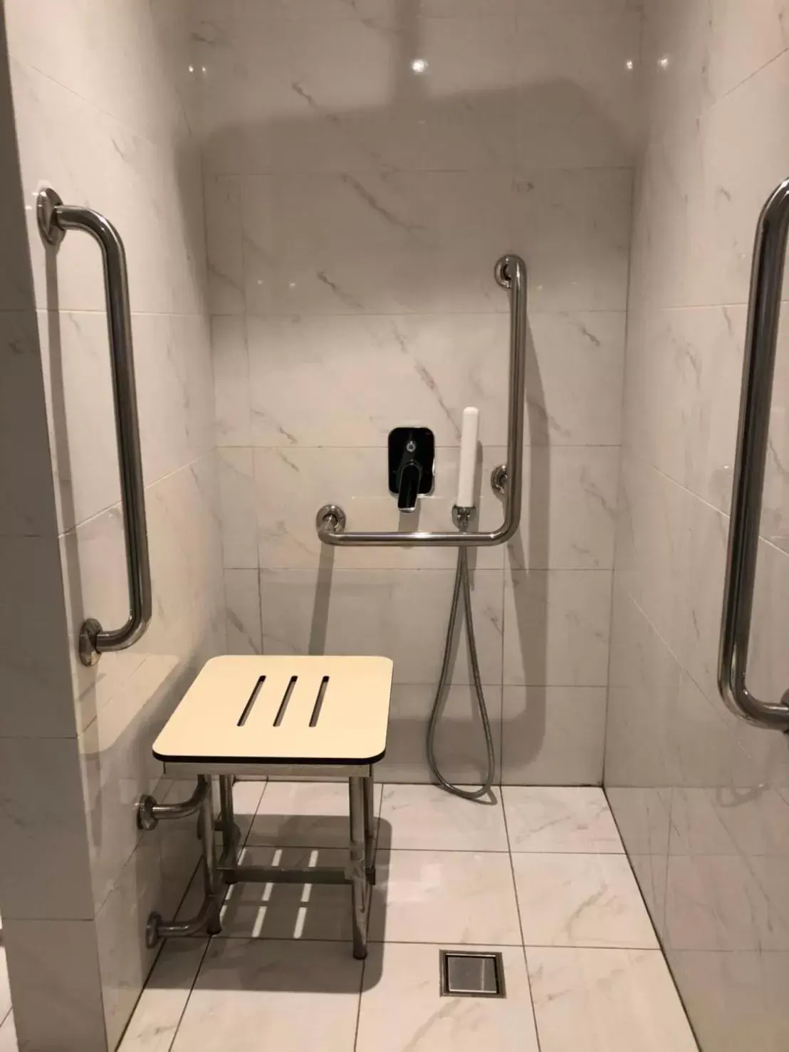 Shower, Bathroom in The Carlton Taichung