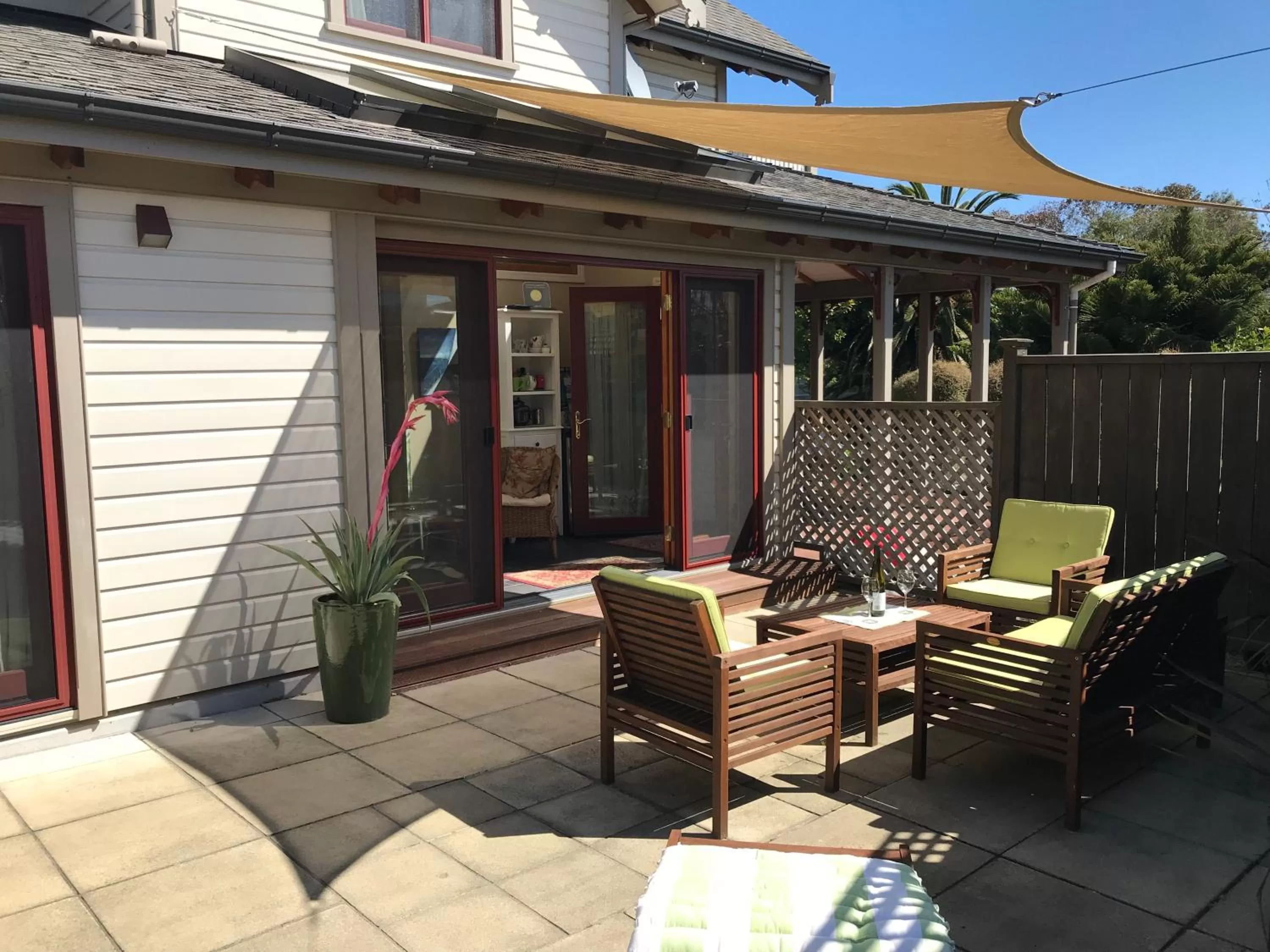 Patio in Baywick Inn Bed & Breakfast