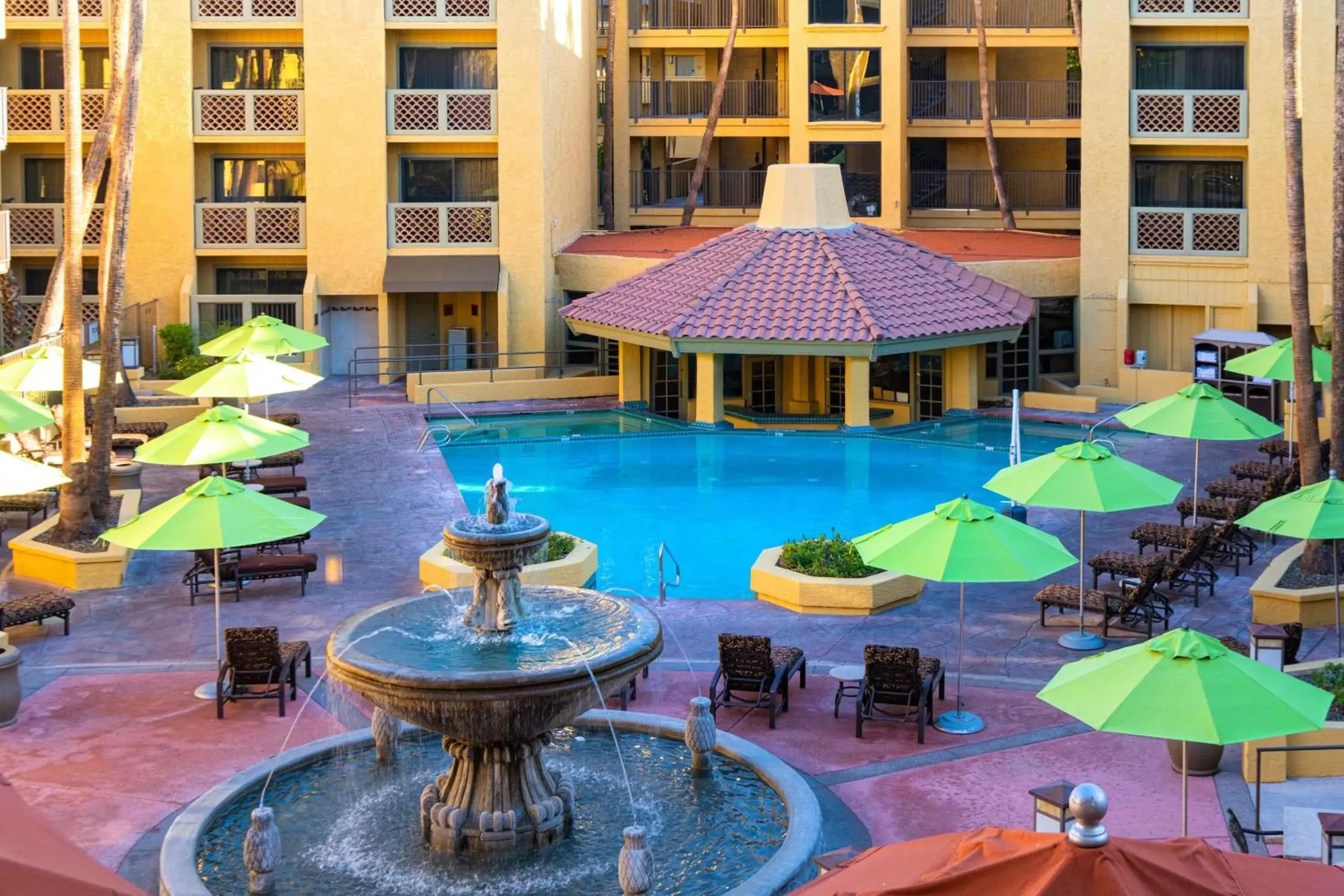 Property building, Swimming Pool in Hilton Phoenix Resort at the Peak - Formerly Pointe Hilton Squaw Peak Resort