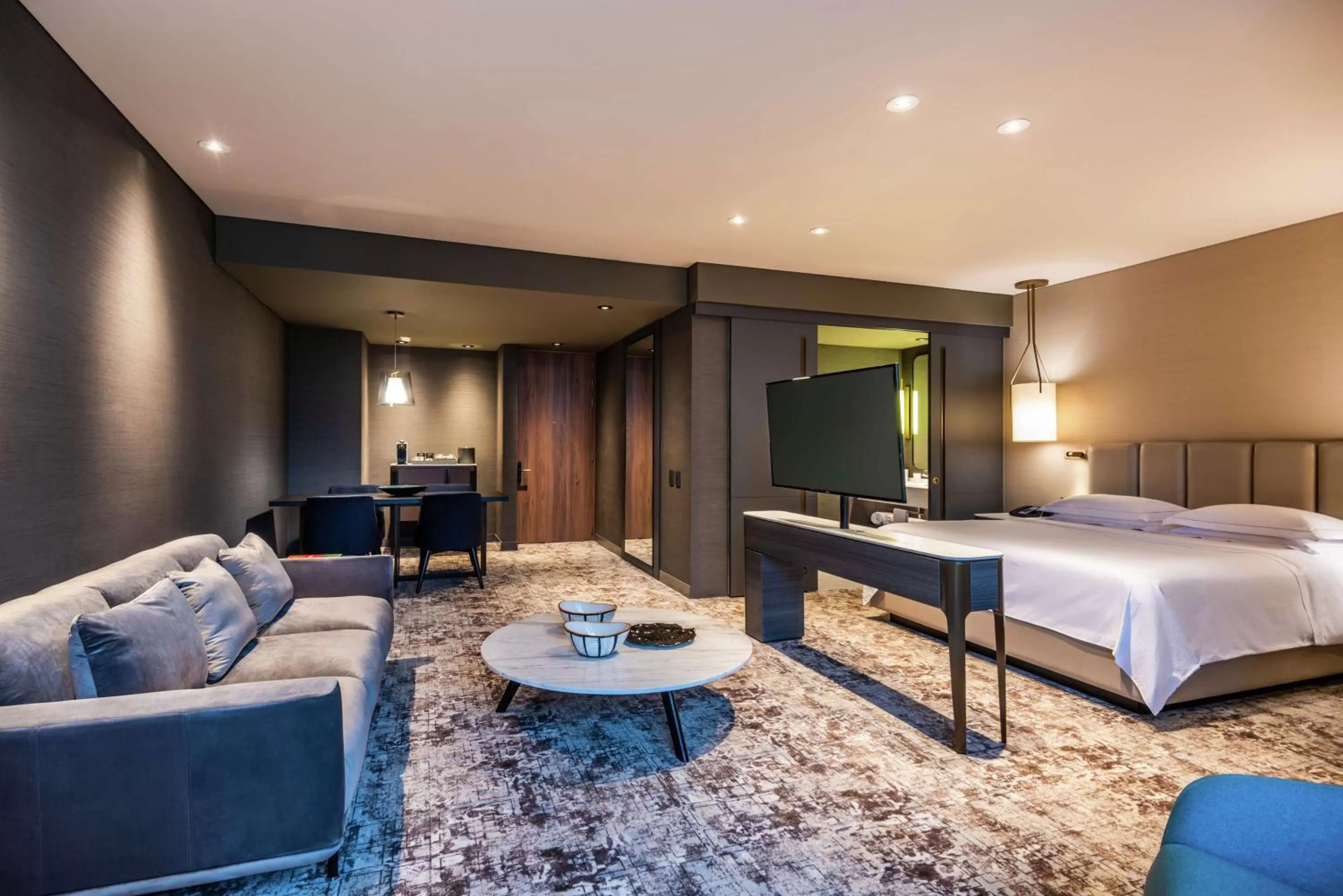 Coffee/tea facilities, Bed in Hilton Bogota Corferias