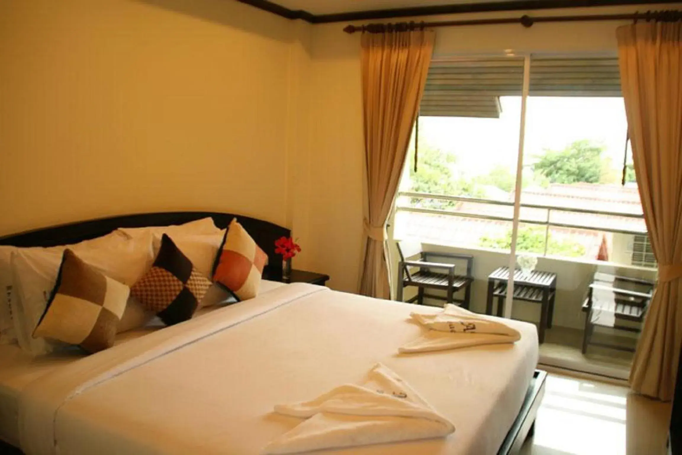 Photo of the whole room, Bed in Marina Beach Resort - SHA Extra Plus