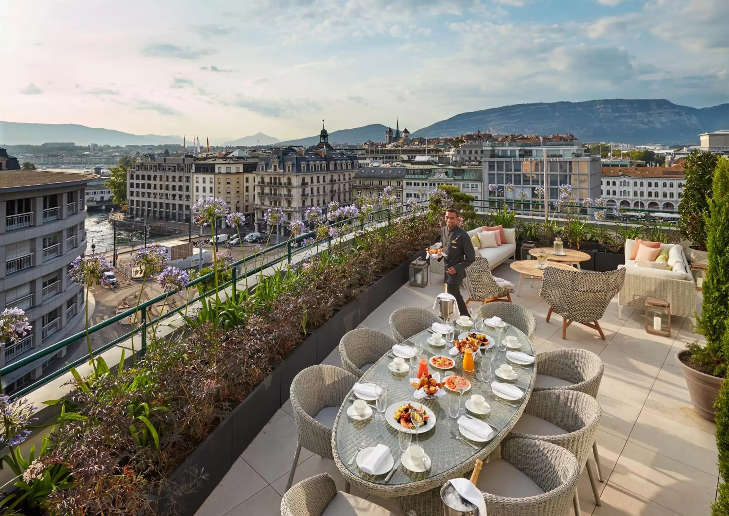 Balcony/Terrace in Mandarin Oriental, Geneva