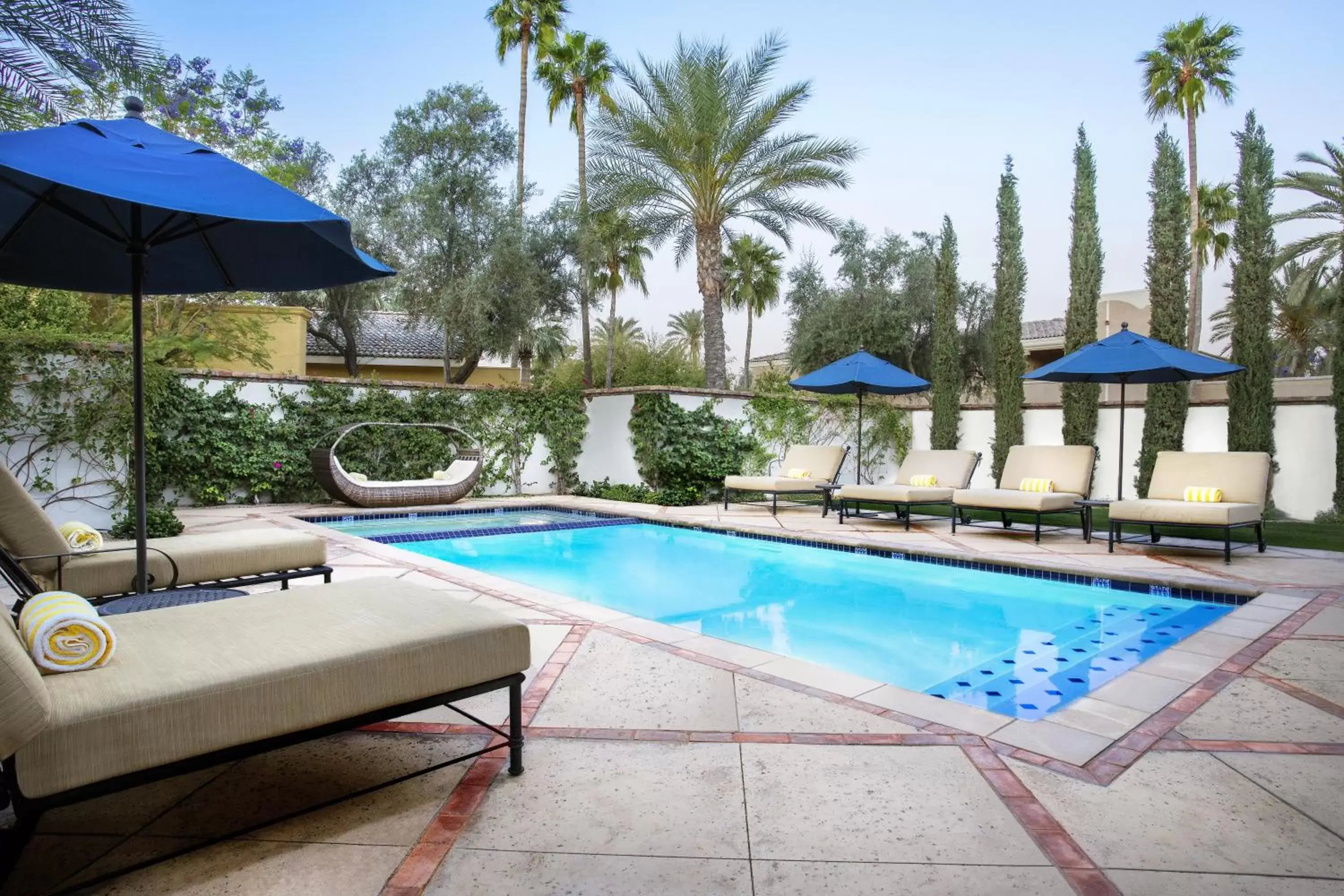 Photo of the whole room, Swimming Pool in Omni Scottsdale Resort & Spa at Montelucia