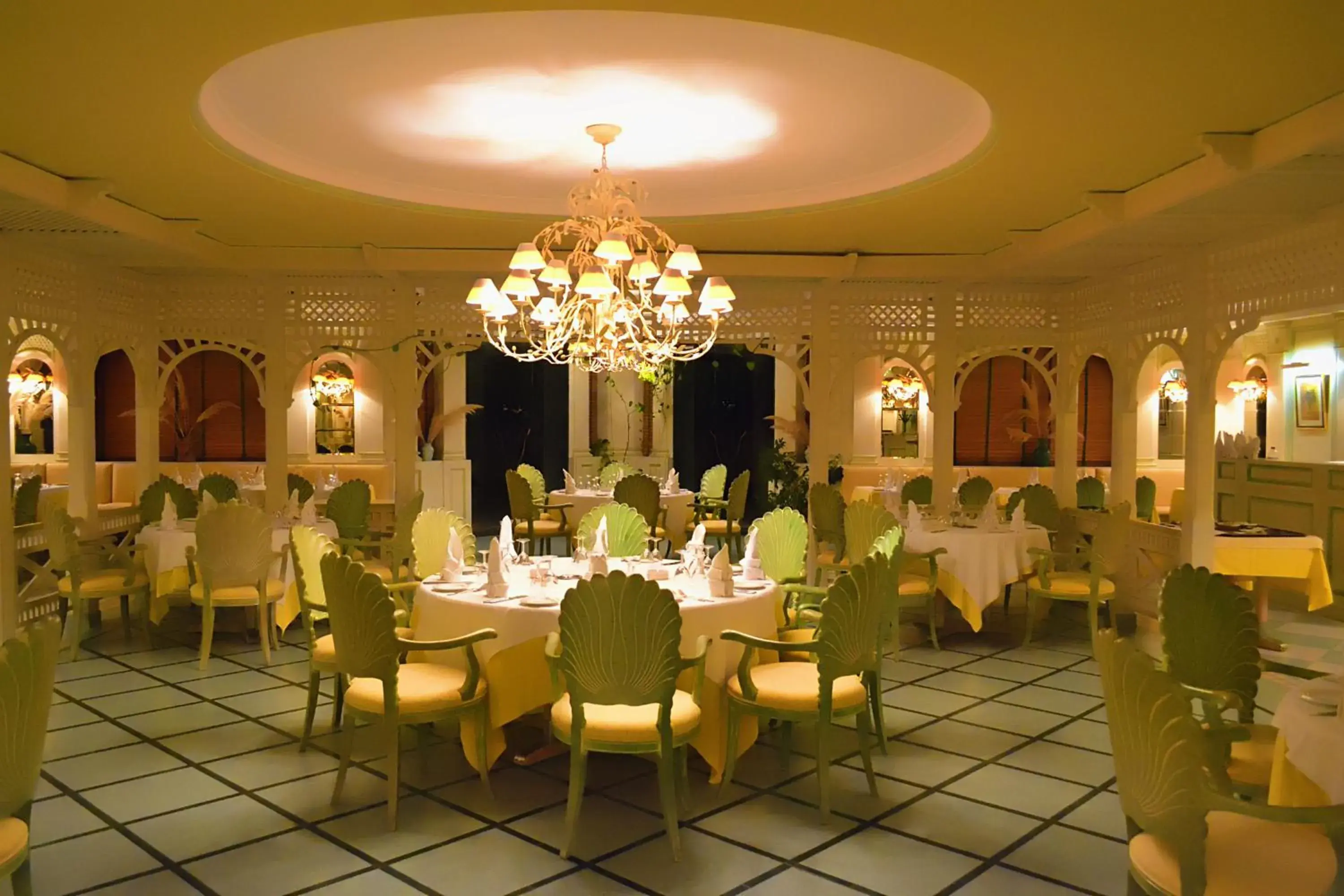 Restaurant/Places to Eat in Regency Hotel and Spa