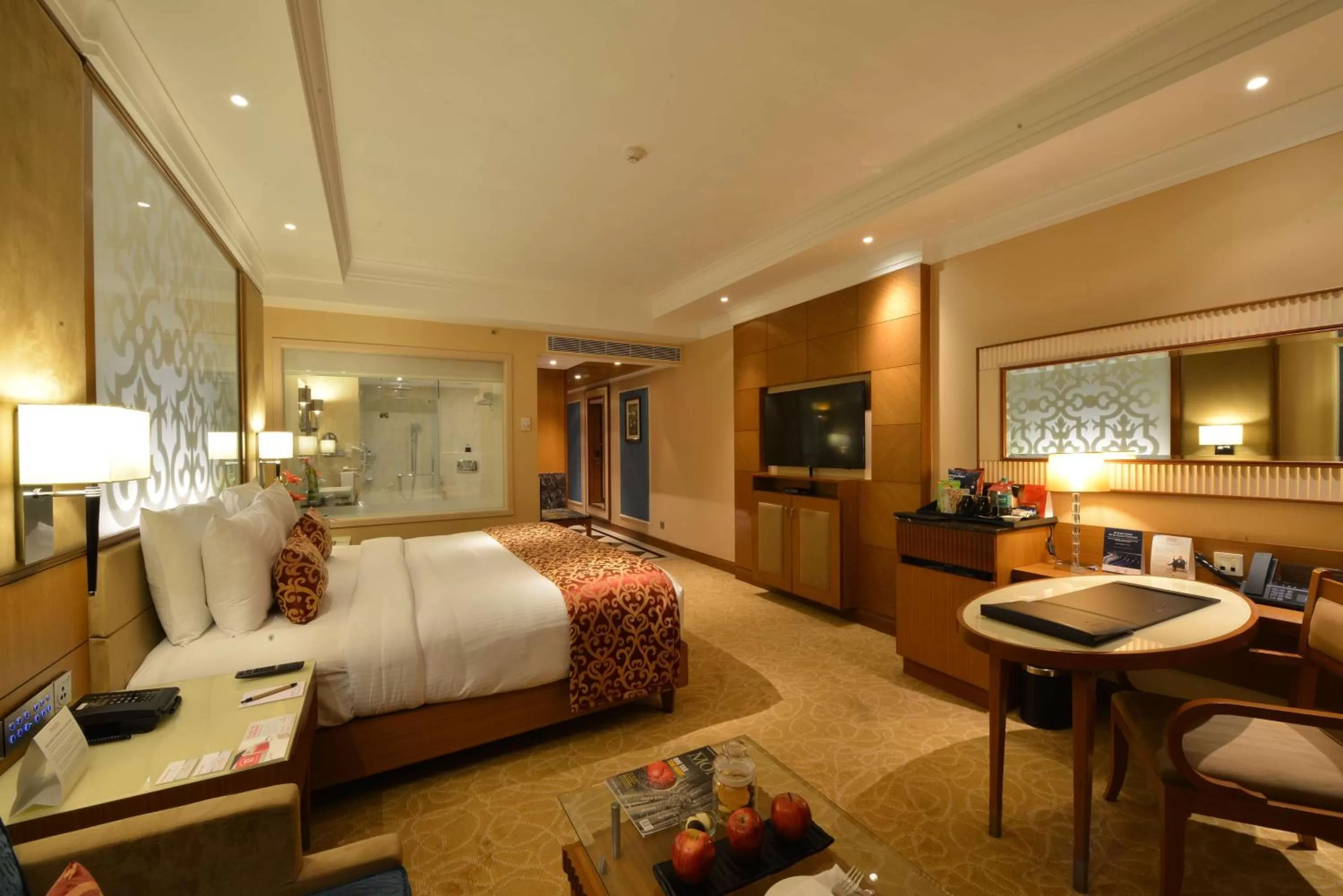 Photo of the whole room, Bed in Ramada Plaza Chennai