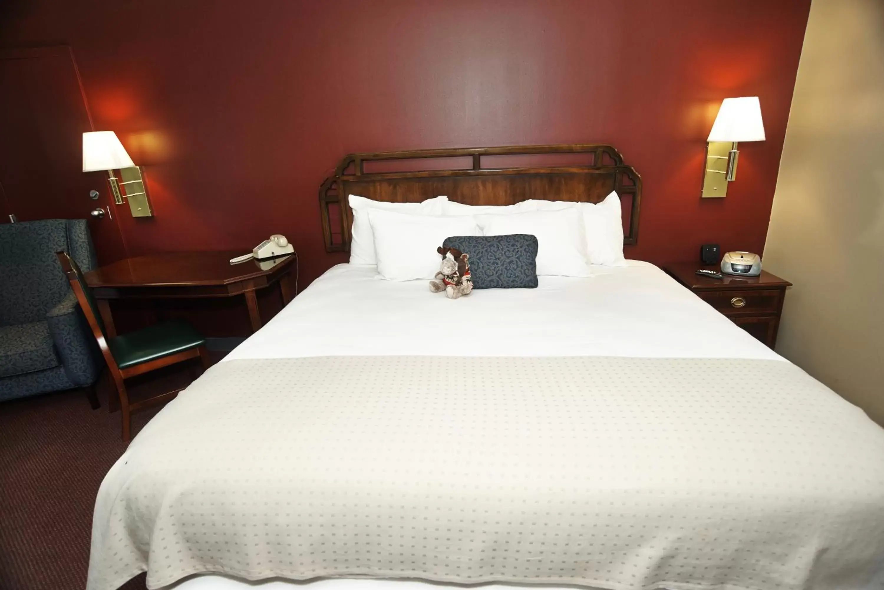 Bed in Fireside Inn & Suites Gilford