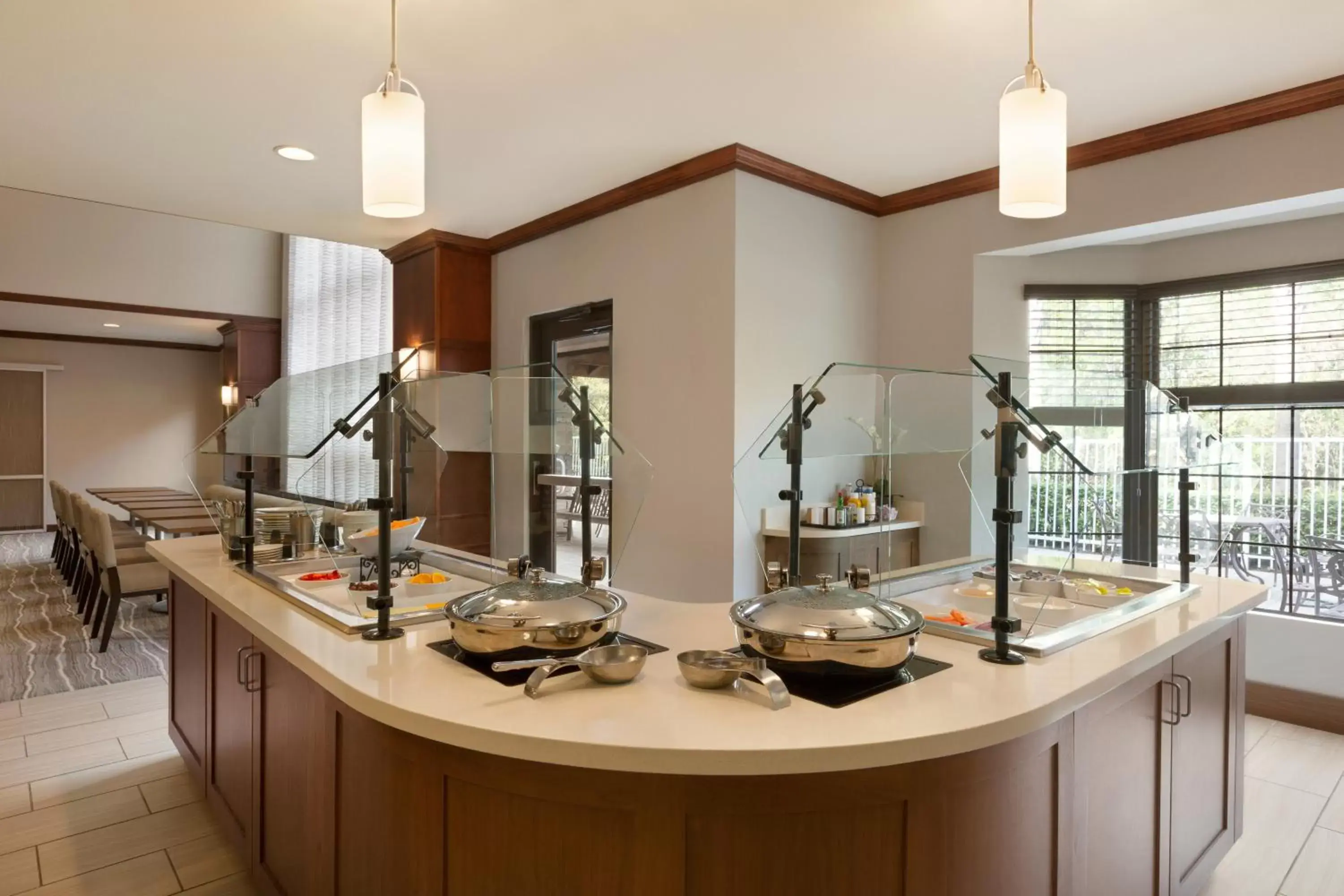 Breakfast in Staybridge Suites Tampa East- Brandon by IHG Breakfast in Staybridge Suites Tampa East- Brandon by IHG