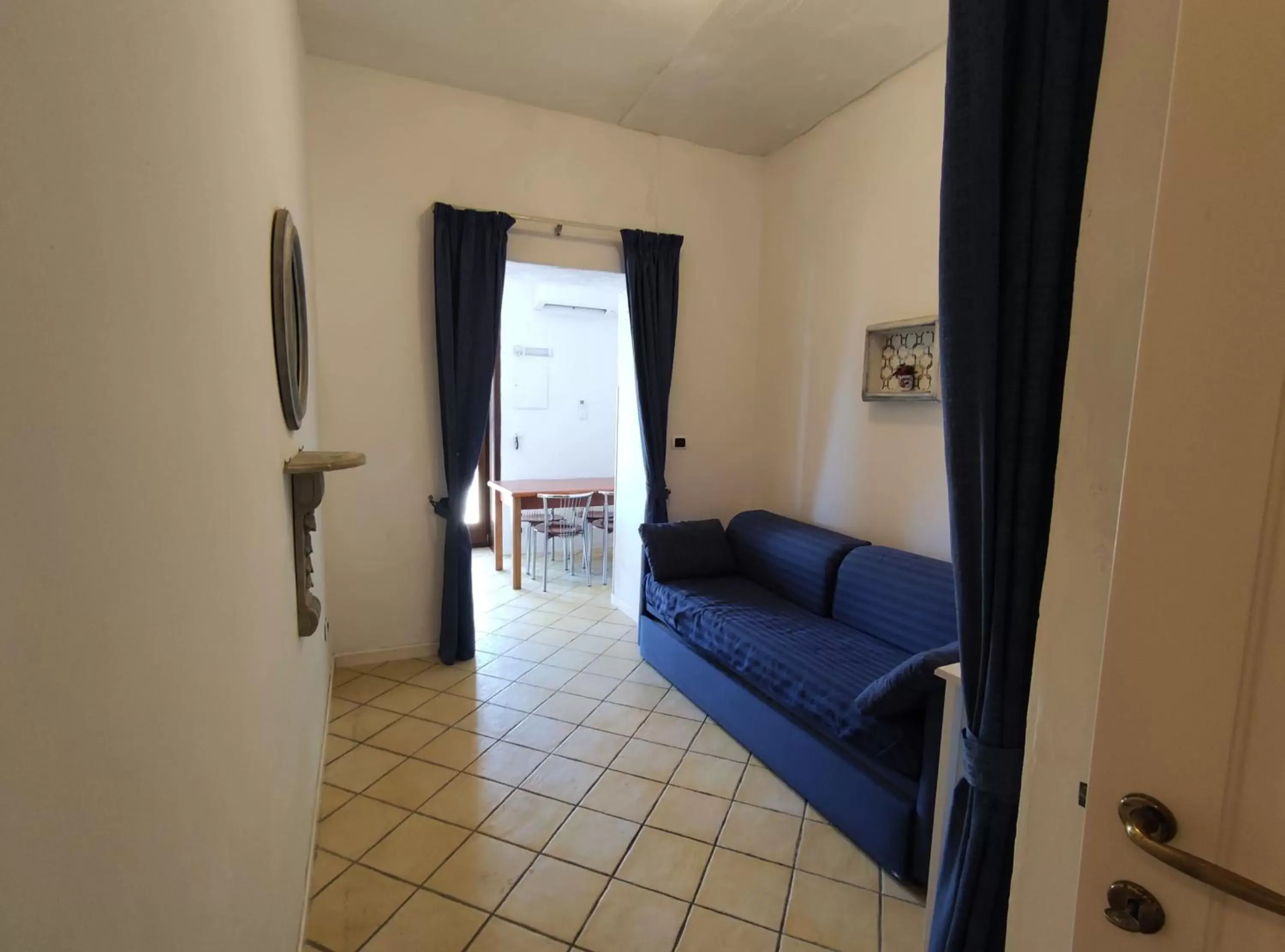 La Rosa Sul Mare La Rosa Sul Mare