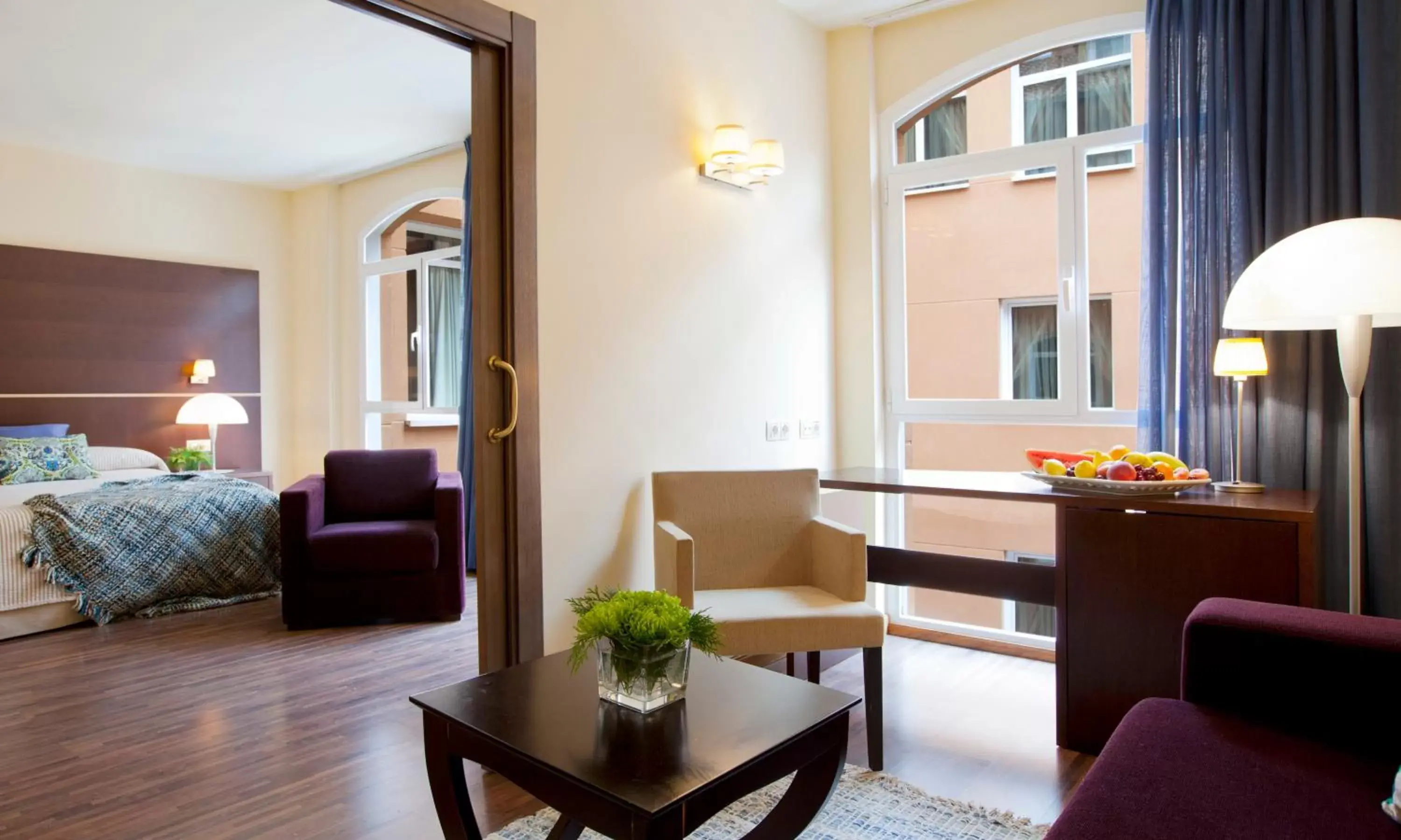 Living room, Seating Area in Palacio de los Blasones Suites